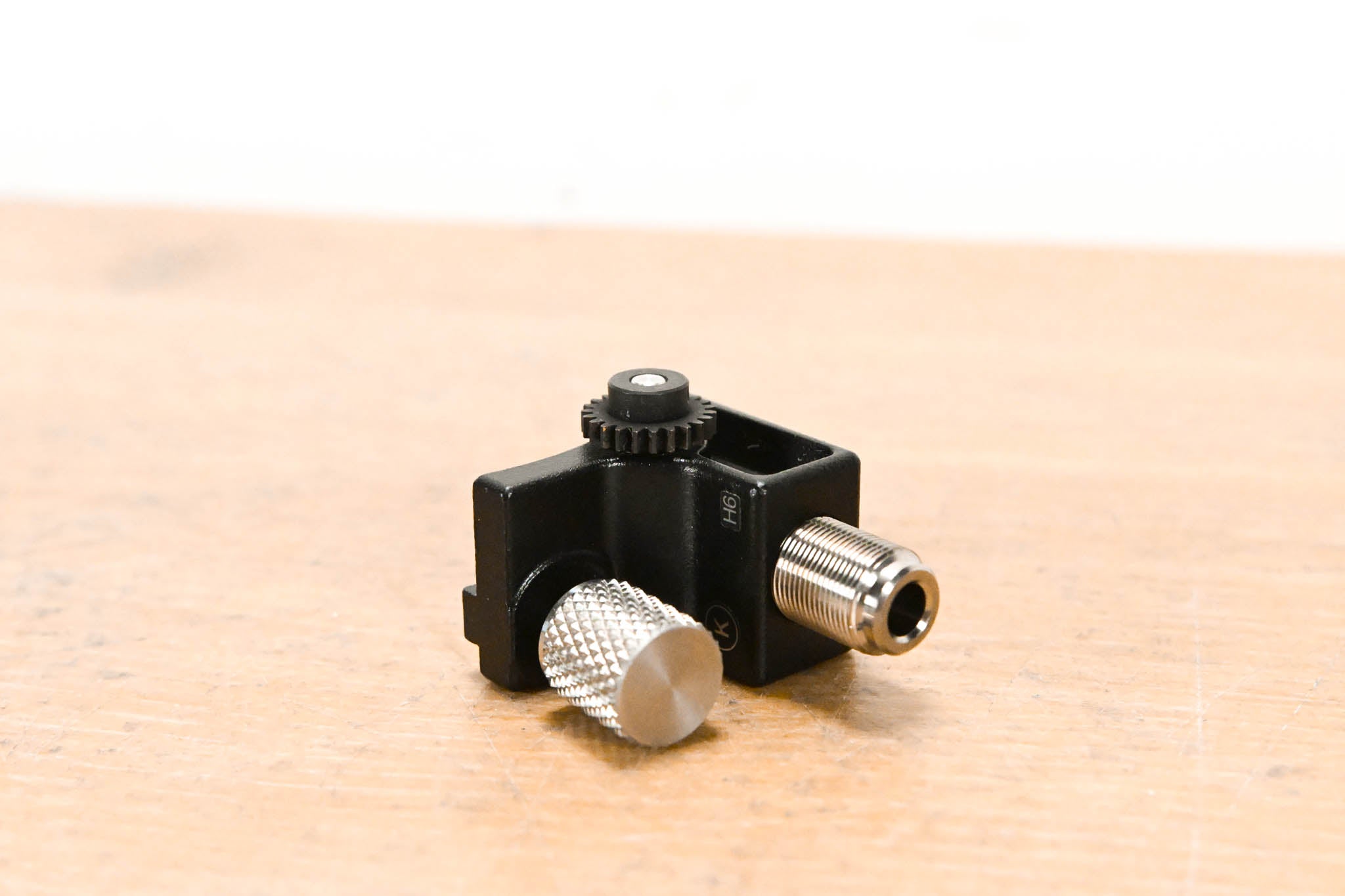 Fujinon FMM-6B Manual Focus Module for Fujinon ENG/EFP Lenses