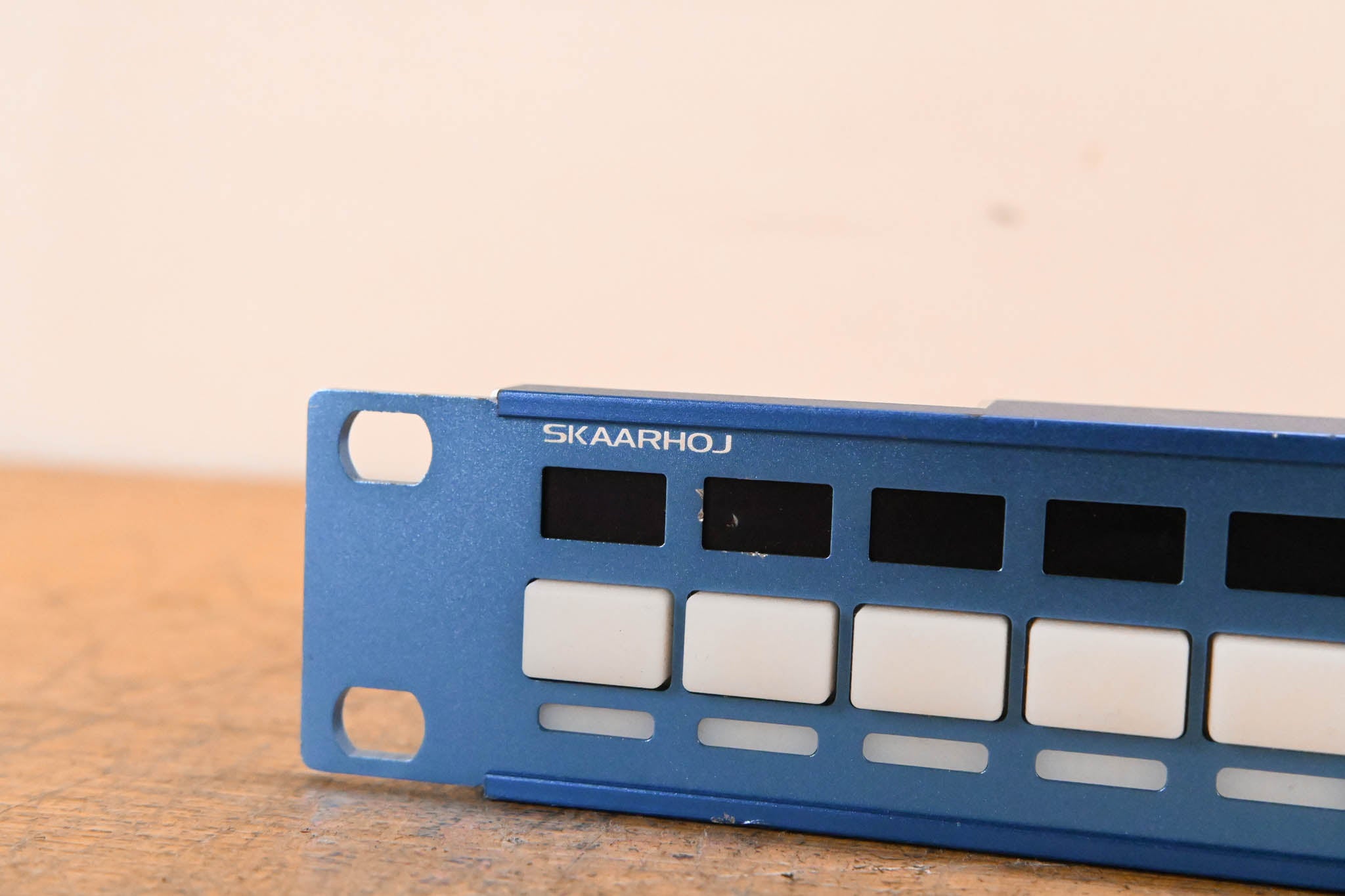 SKAARHOJ Rack Fly Uno Universal Control Panel