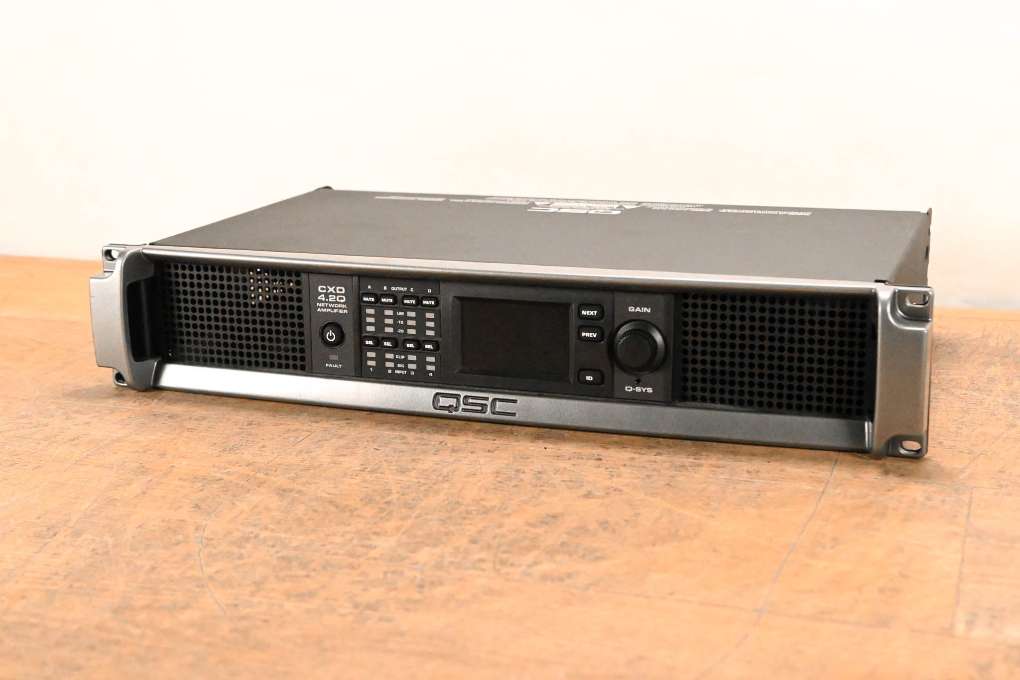 QSC CXD4.2Q 4-Channel, 2000W Network Amplifier