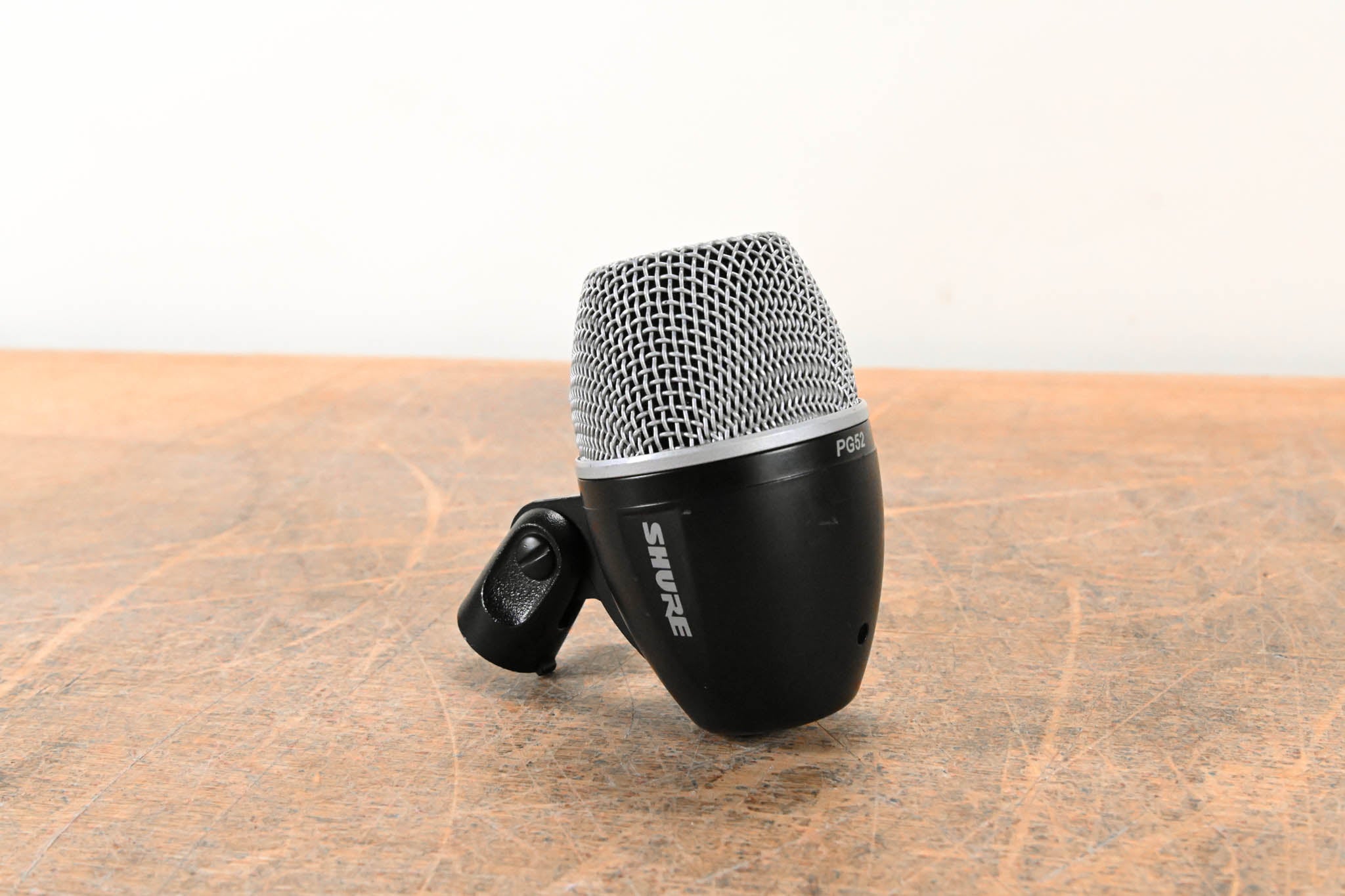 Shure PG52 Cardioid Dynamic Kick Drum Microphone