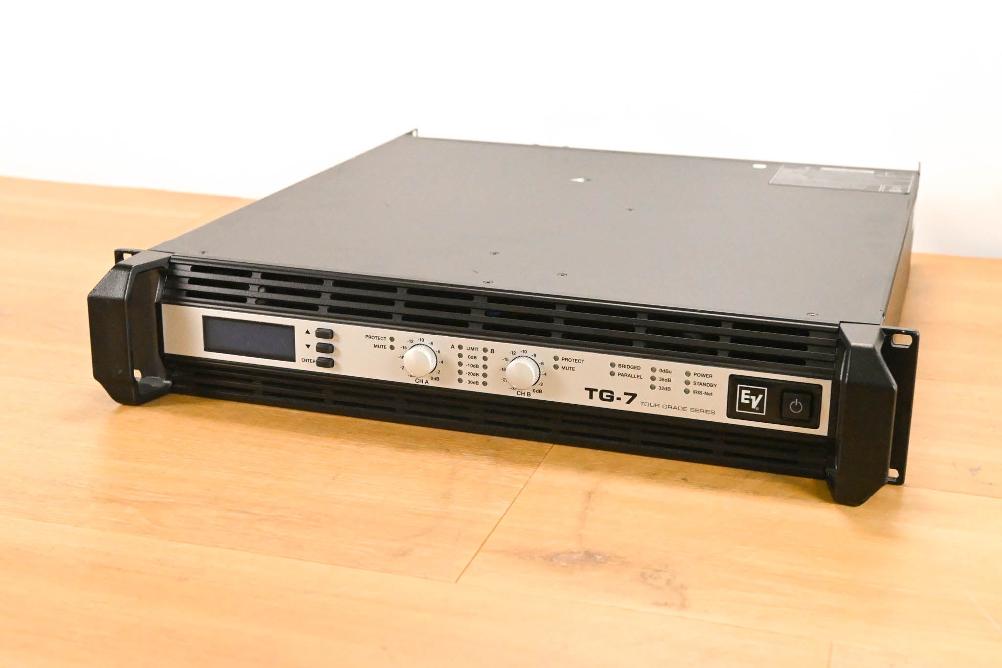 Electro-Voice (EV) TG-7 Tour-Grade Stereo Power Amplifier