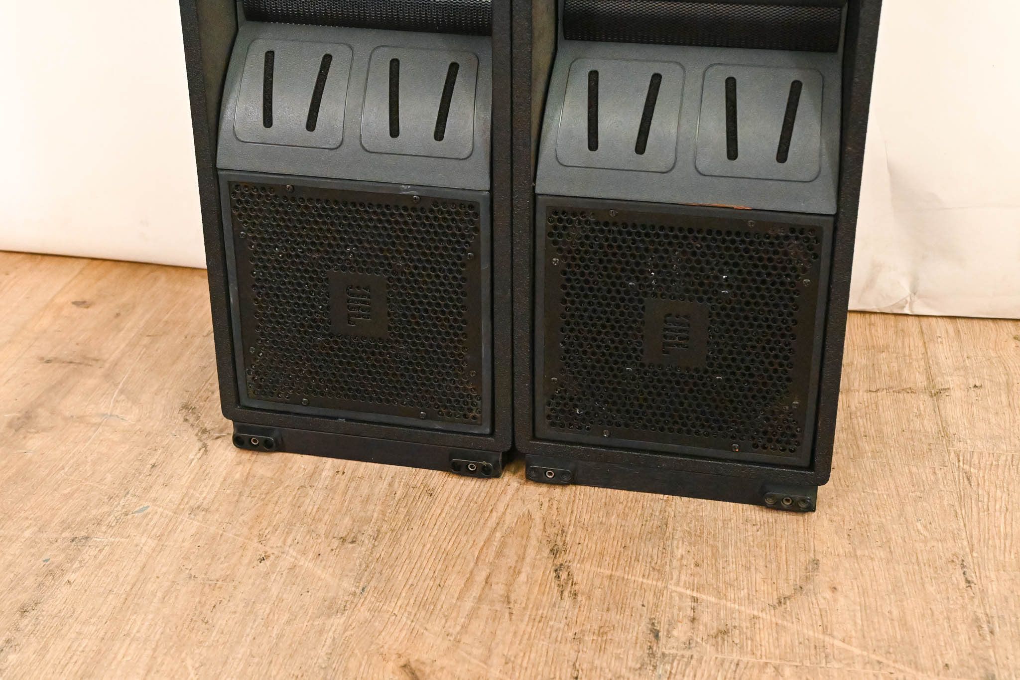 JBL VT4886 Dual 6.5" Passive Compact Line Array Loudspeakers (PAIR)