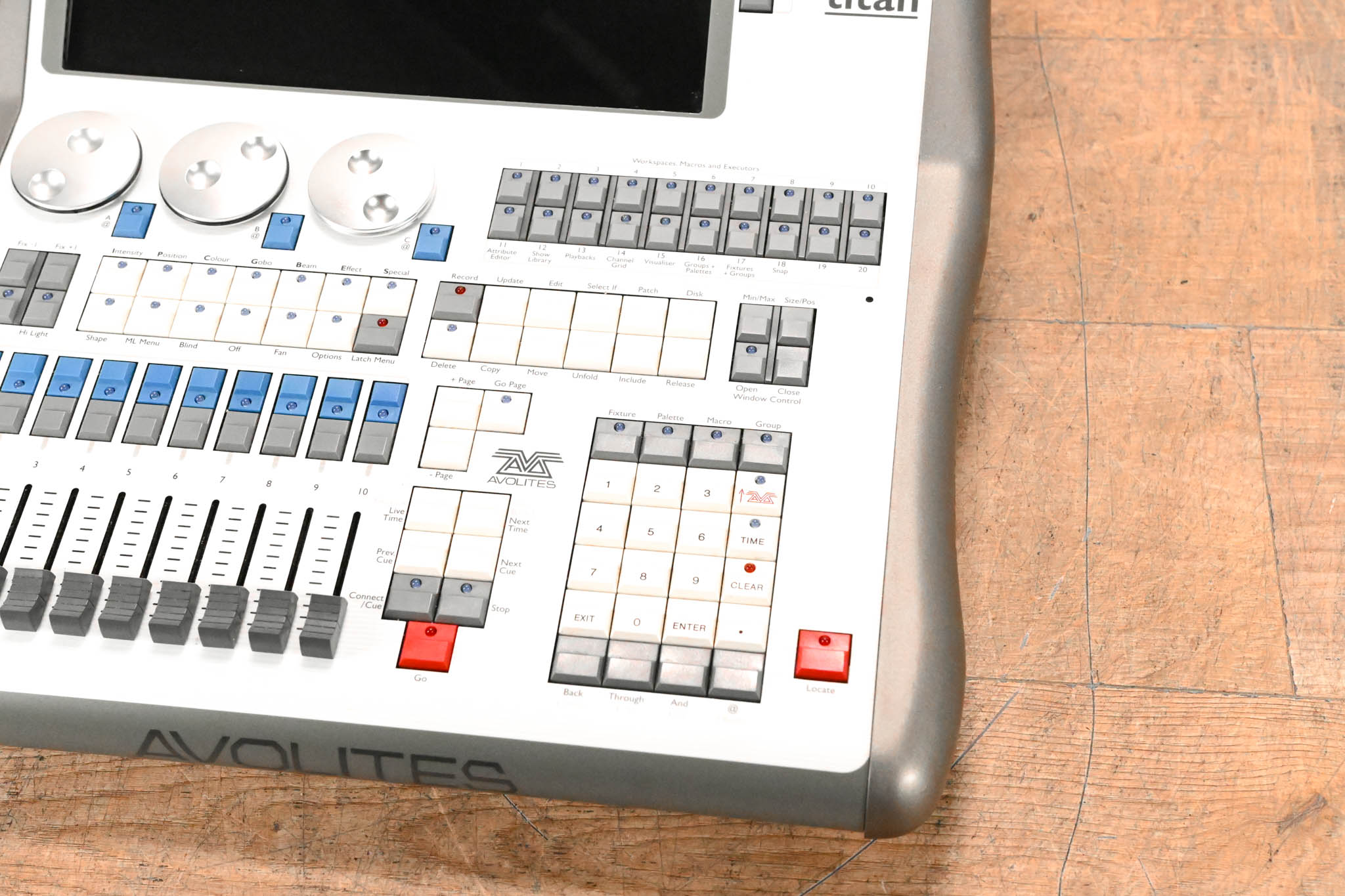 Avolites Quartz Lighting Control Console