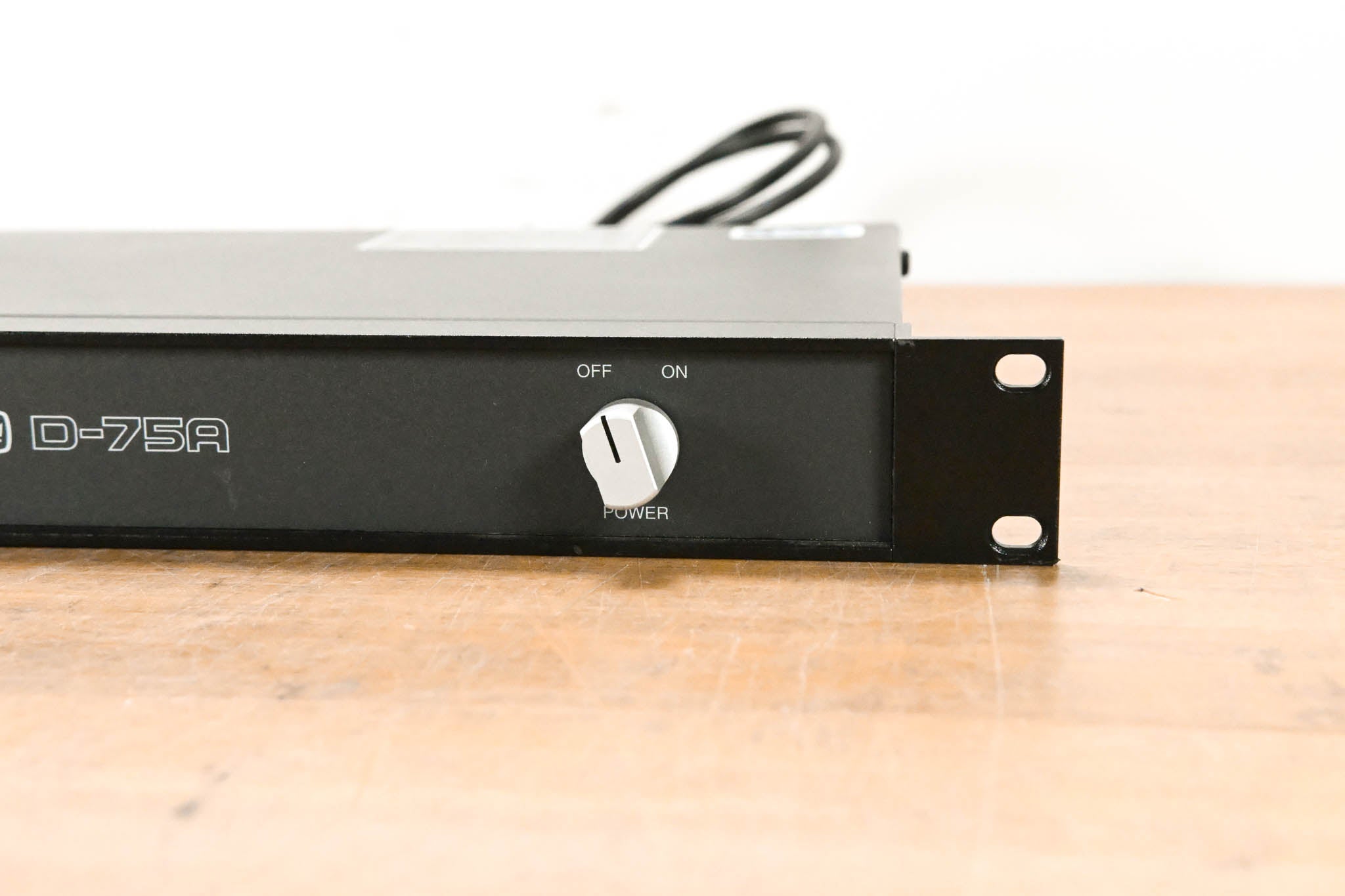 Crown D-75A 2-Channel Power Amplifier