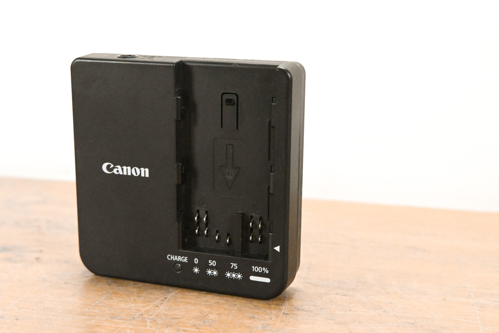 Canon CG-A20 Battery Charger (NO POWER SUPPLY)