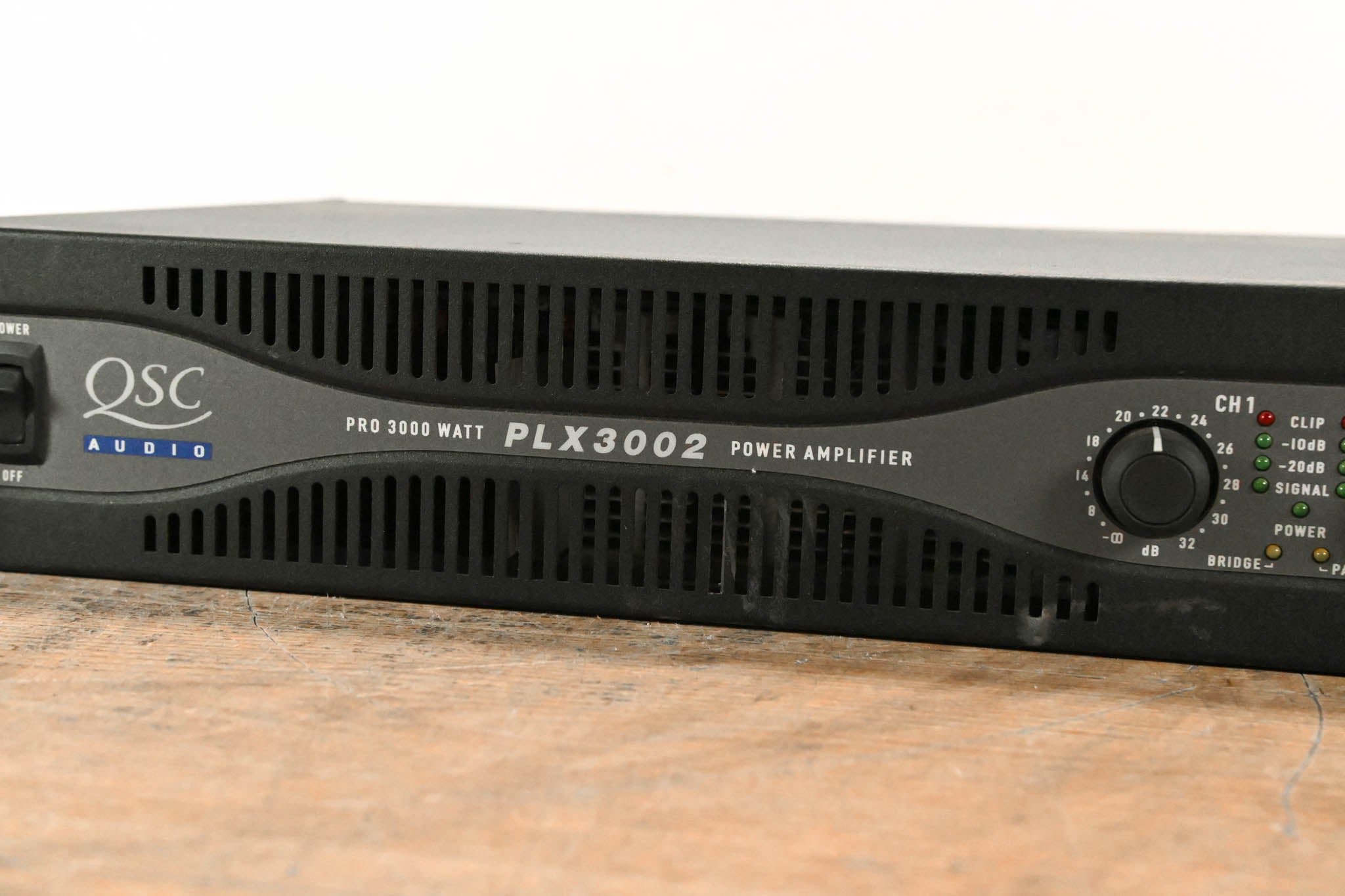 QSC PLX3002 2-Channel Power Amplifier