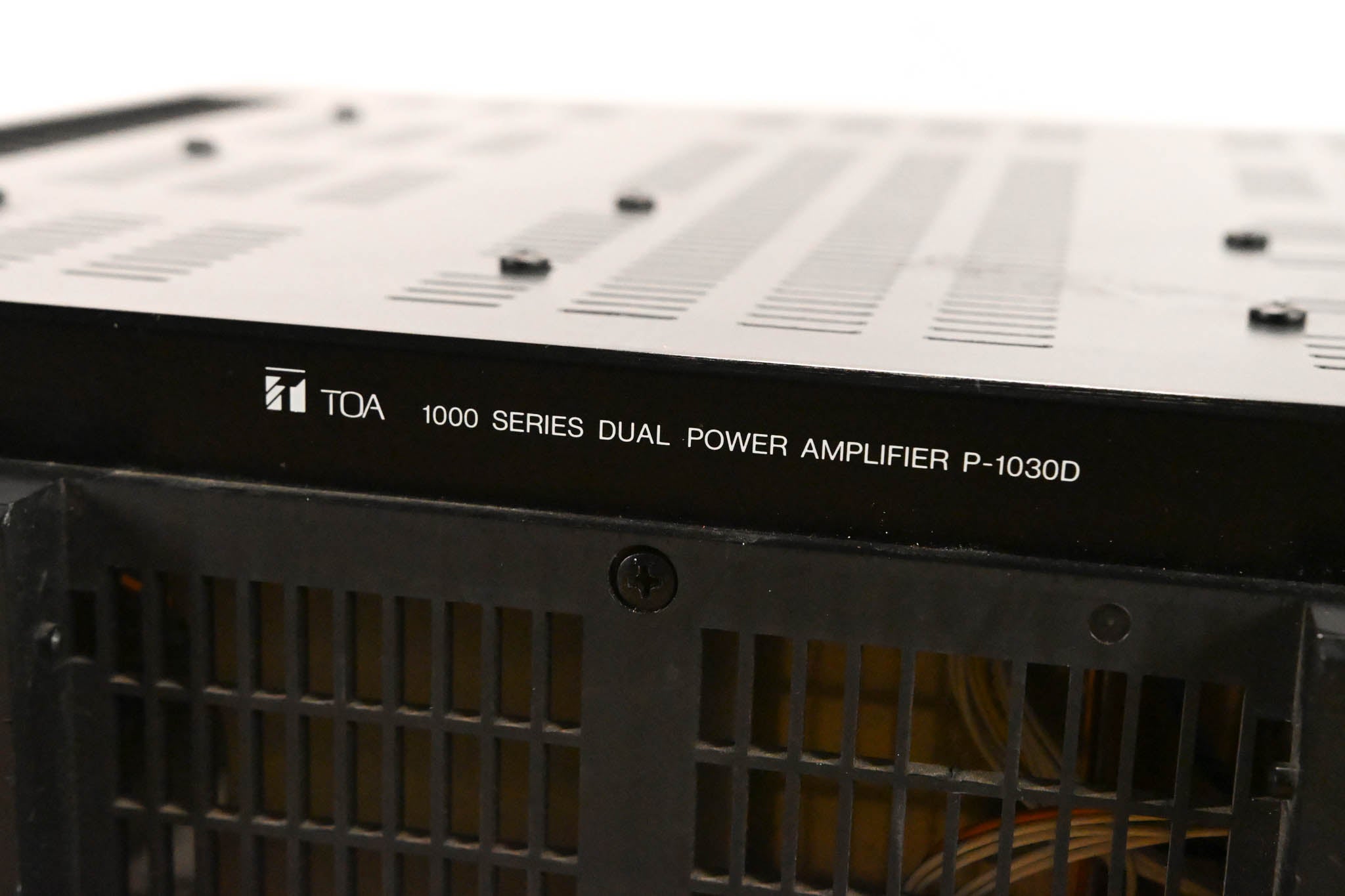 TOA P-1030D 2-Channel Power Amplifier