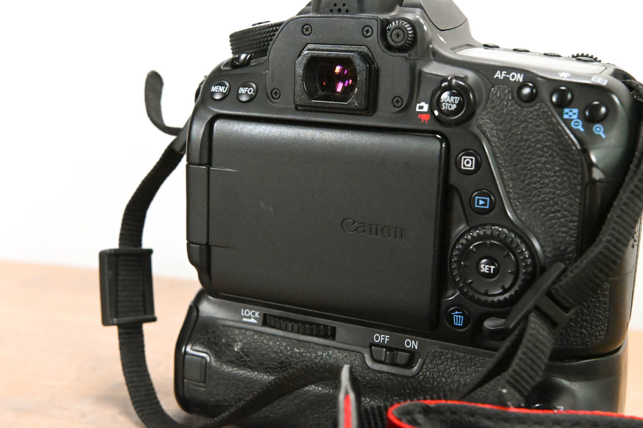 Canon EOS 80D DSLR Camera Body w/ Battery Grip