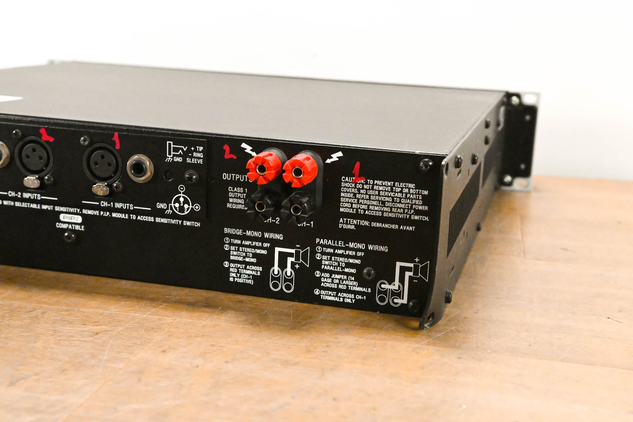 Crown Macro-Tech 602 2-Channel Power Amplifier