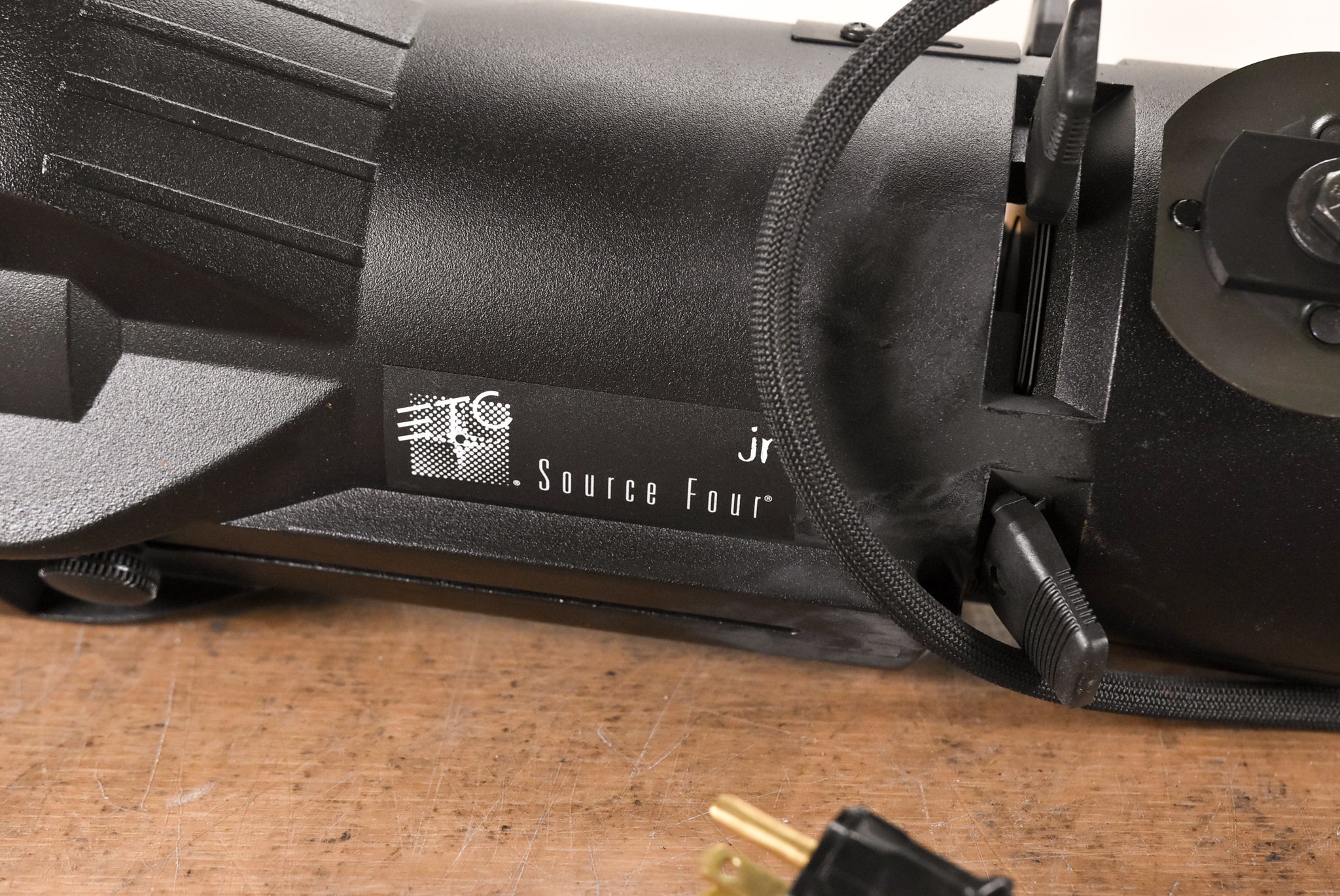 ETC Source Four Jr 26 Degree 575 Ellipsoidal Light