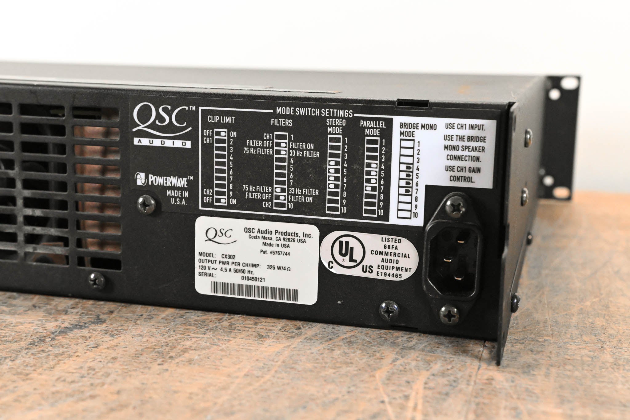 QSC CX302 2-Channel Power Amplifier