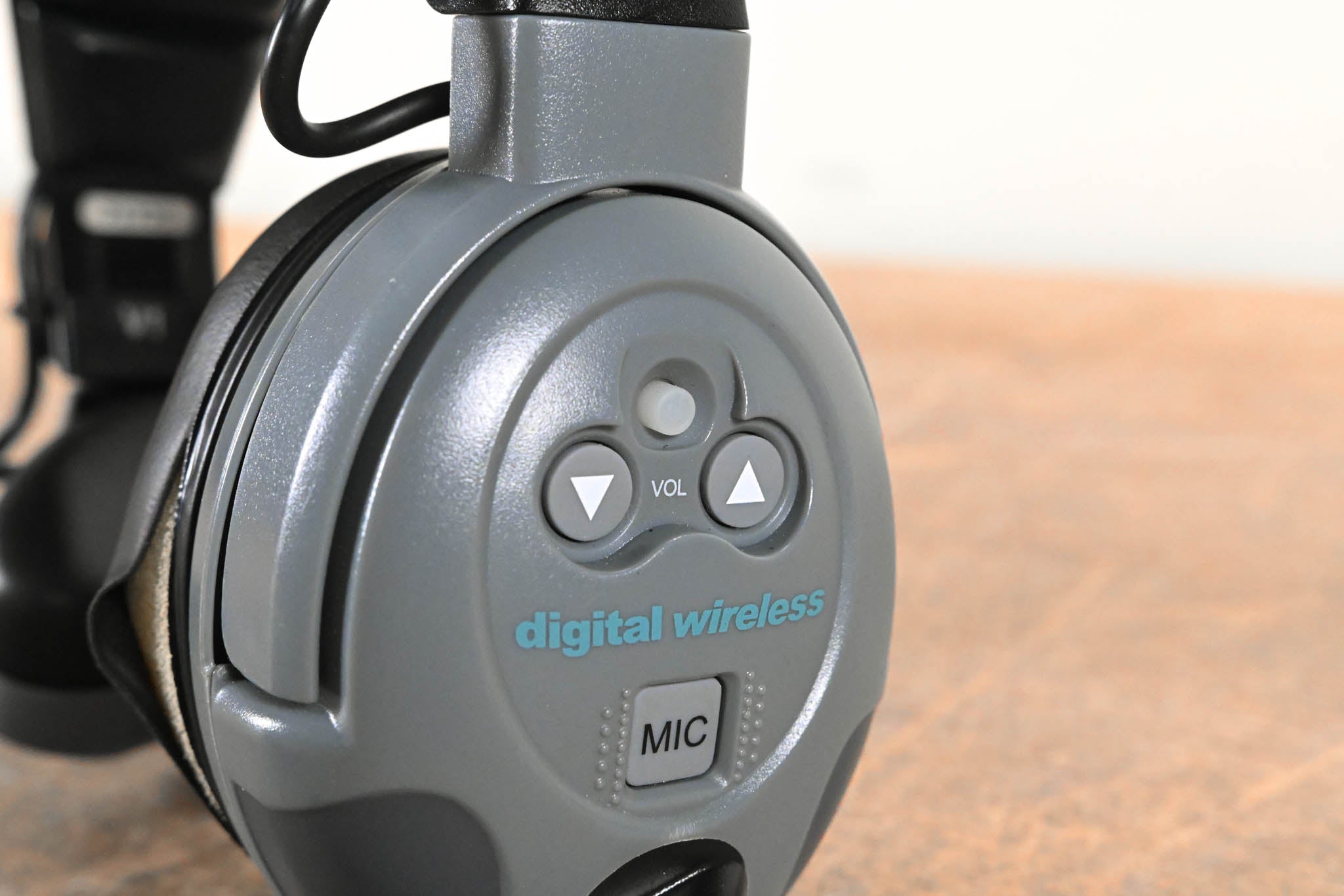 Eartec ComSTAR Single Full Duplex Wireless Headset