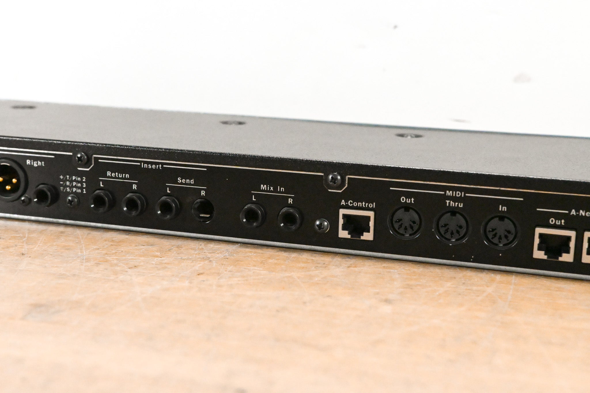 Aviom A-16R Rack-Mounted Personal Mixer