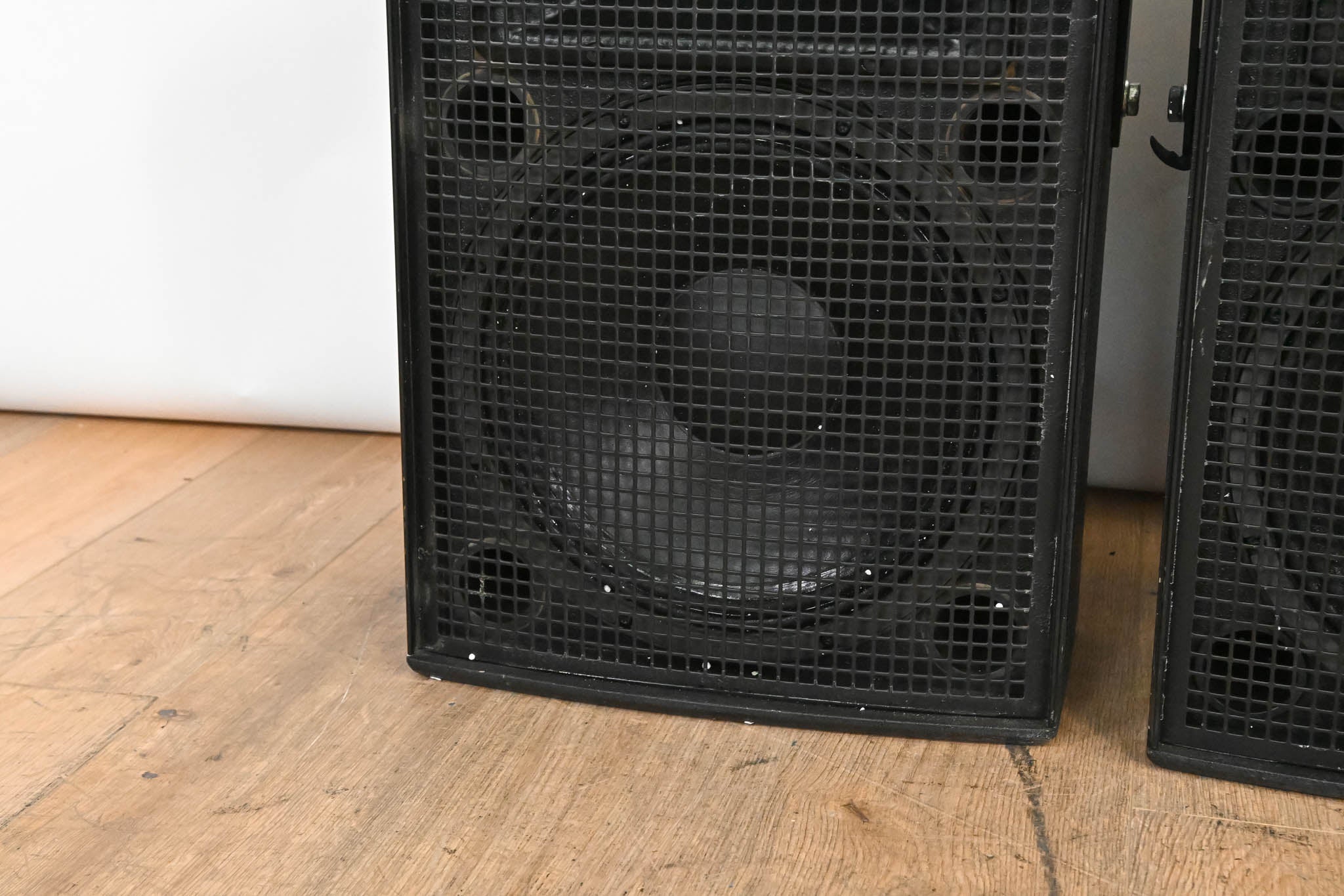 d&b audiotechnik Ci90 Full Range 2-Way Passive Loudspeaker (PAIR)