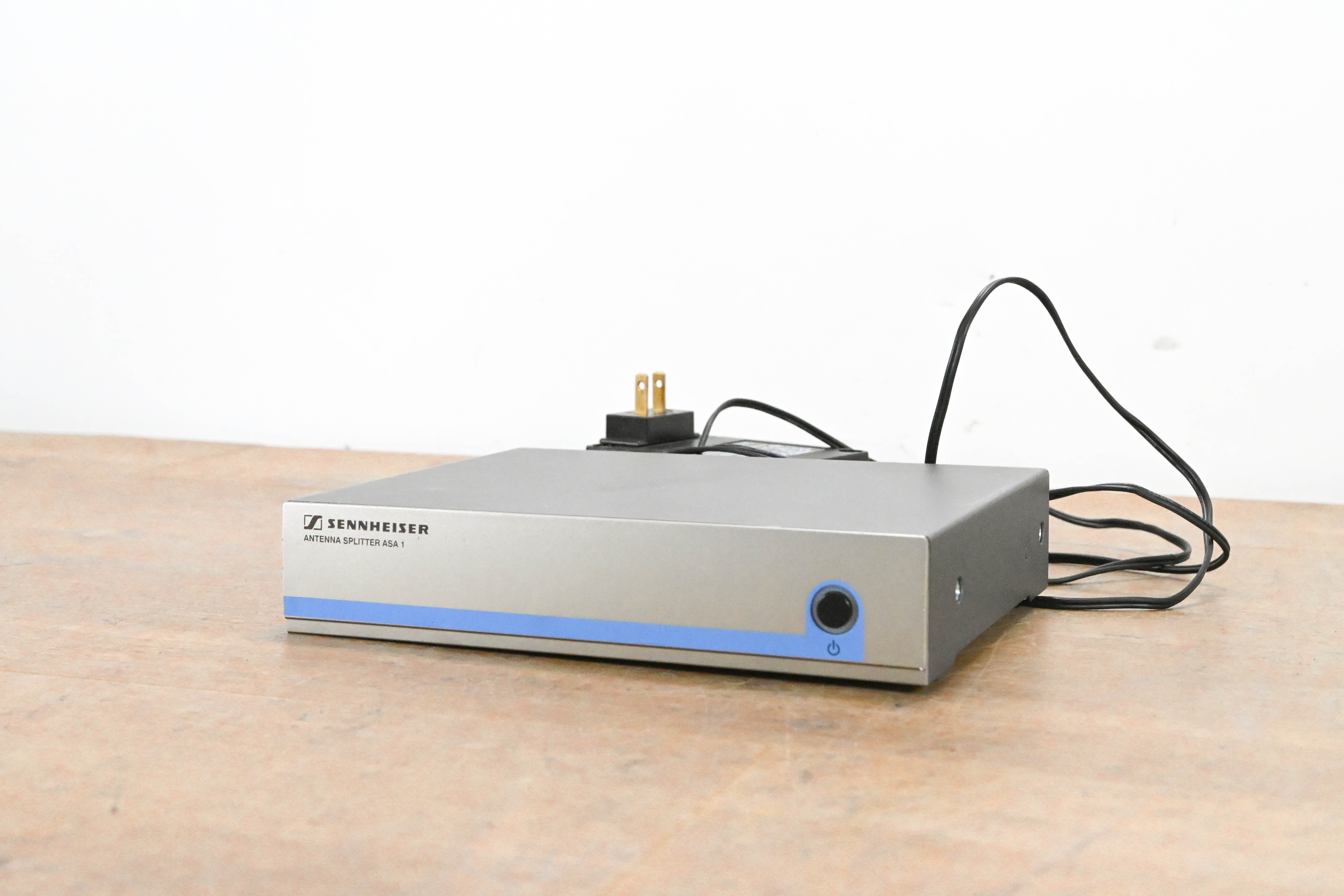 Sennheiser ASA 1 Active Antenna Splitter - 500-870 MHz