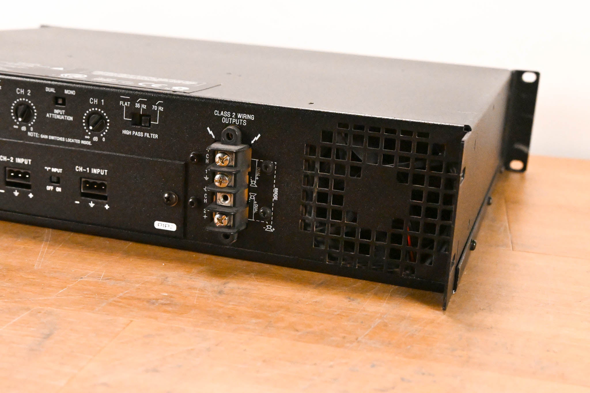 Crown CTs 2000 2-Channel 1000W Power Amplifier