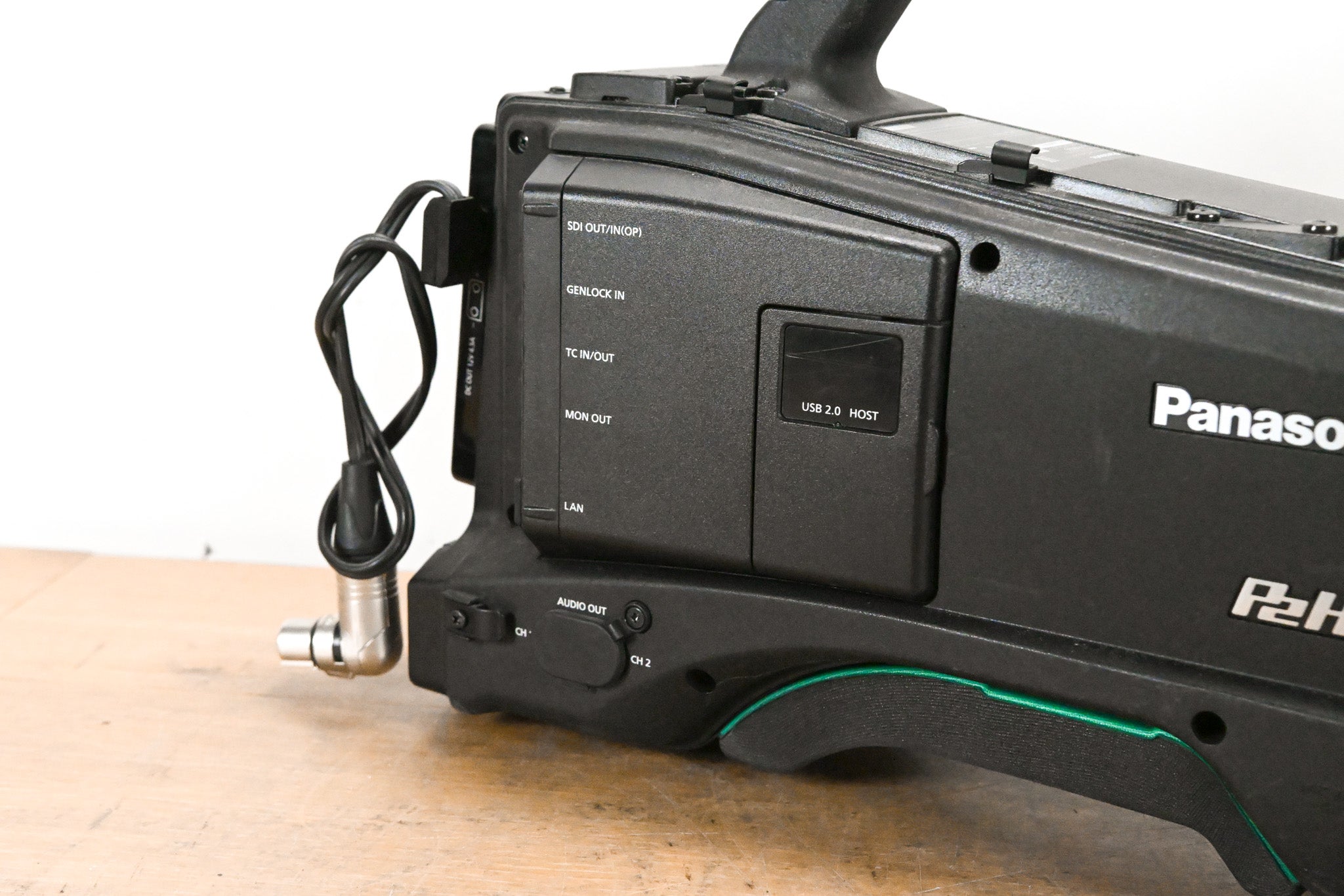 Panasonic AJ-PX800G P2 HD AVC-ULTRA Camcorder