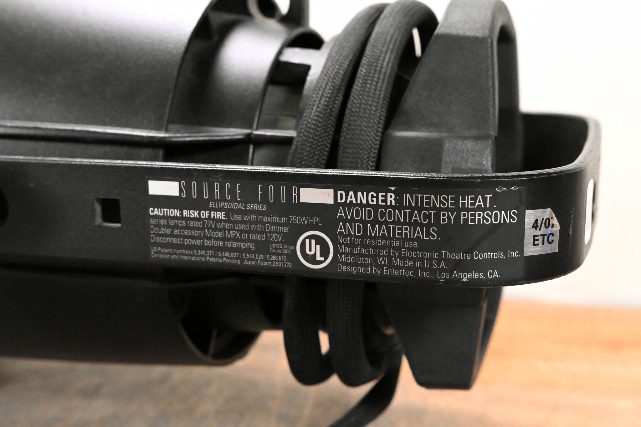 ETC Source Four Zoom 15-30 Degree 750 Ellipsoidal Light