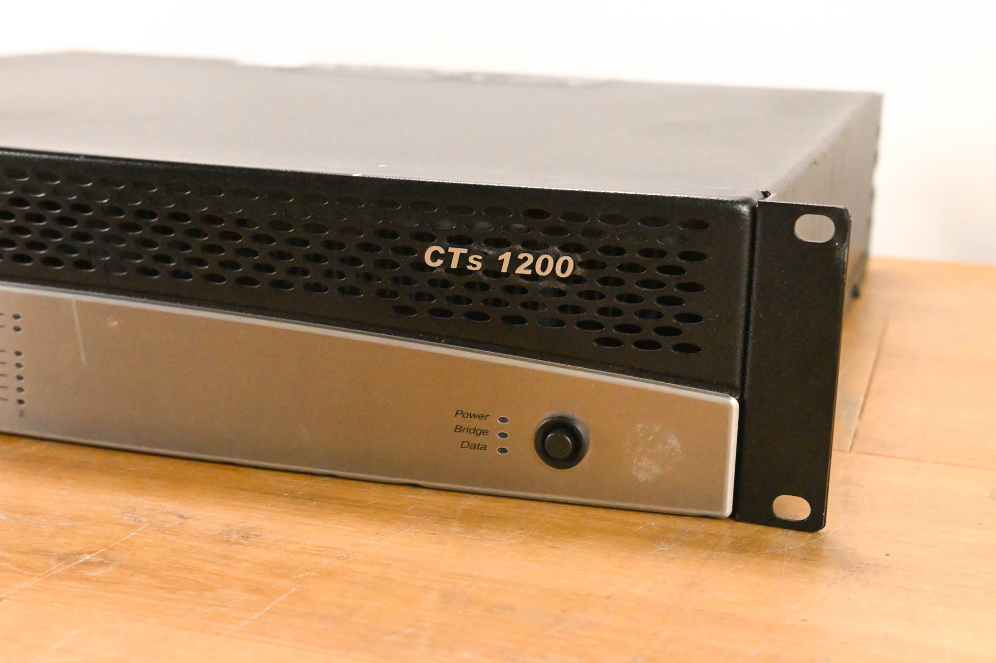 Crown CTs 1200 Two-Channel 600W Power Amplifier