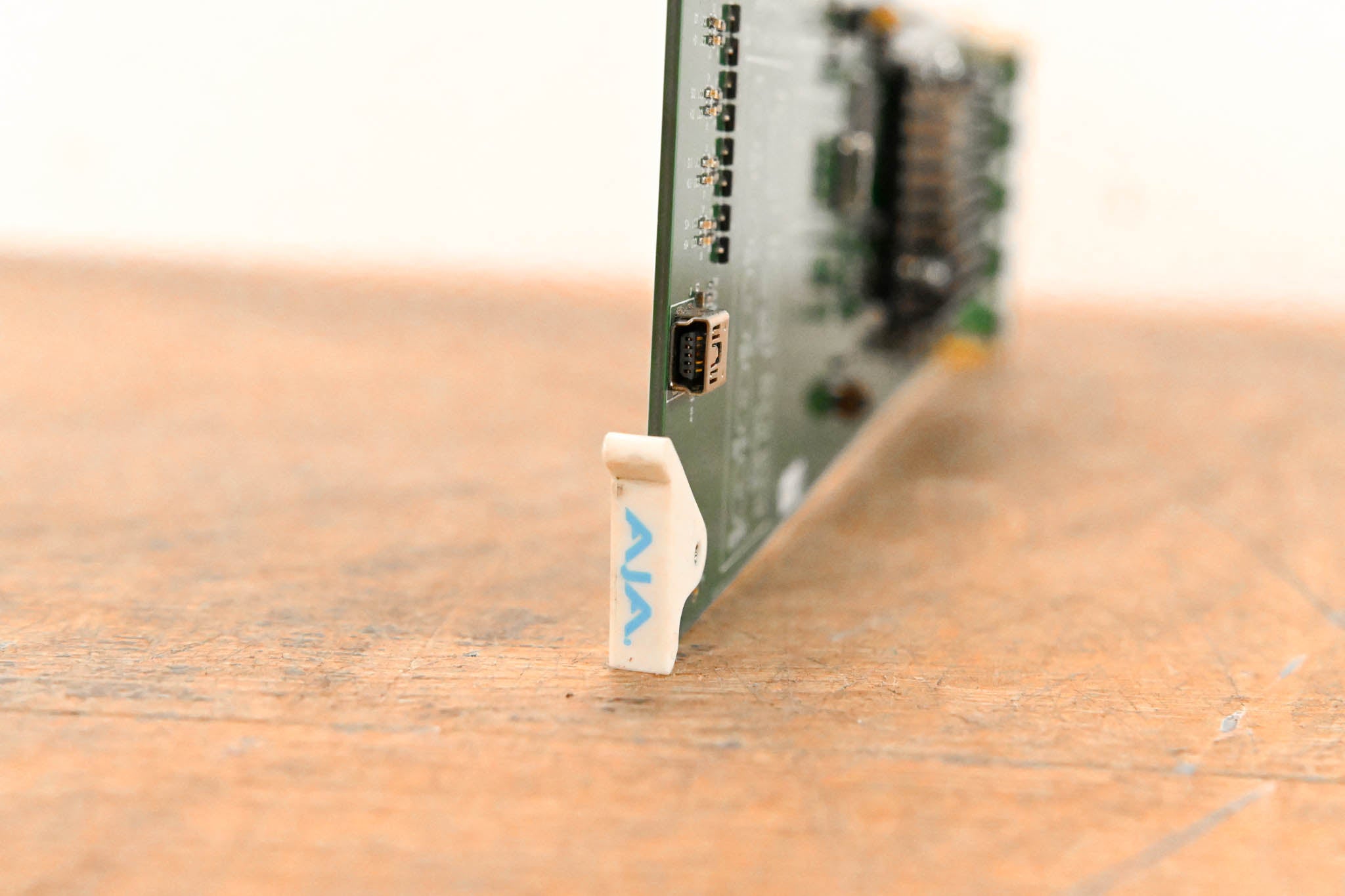 AJA OG-HI5-4K-PLUS openGear SDI to HDMI Converter