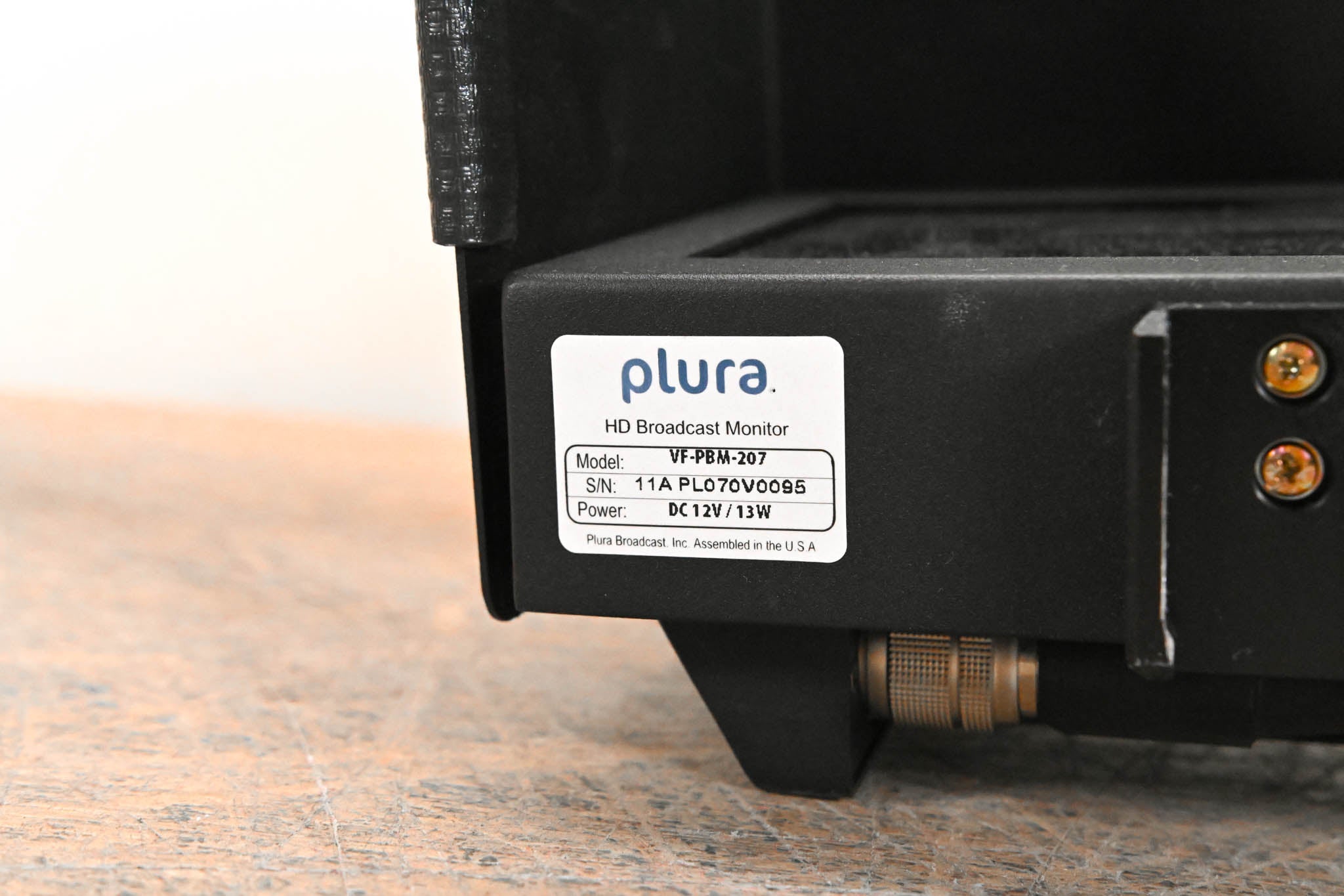 Plura VF-PBM-207 7" LCD On-Camera Color Viewfinder