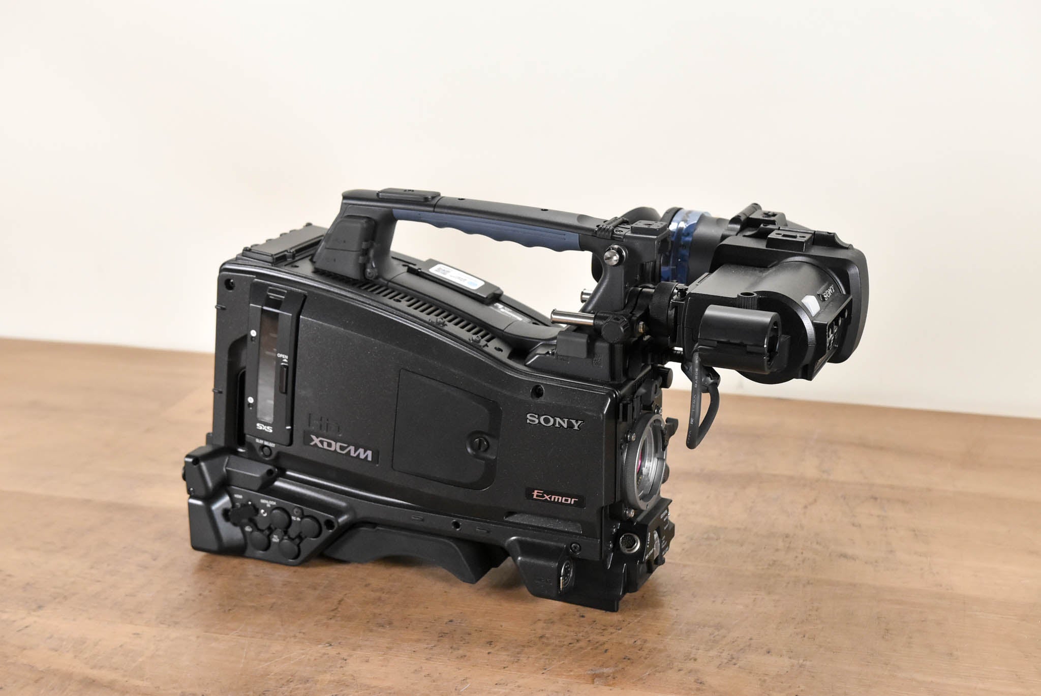 Sony PXW-X320 XDCAM Solid State Memory Camcorder