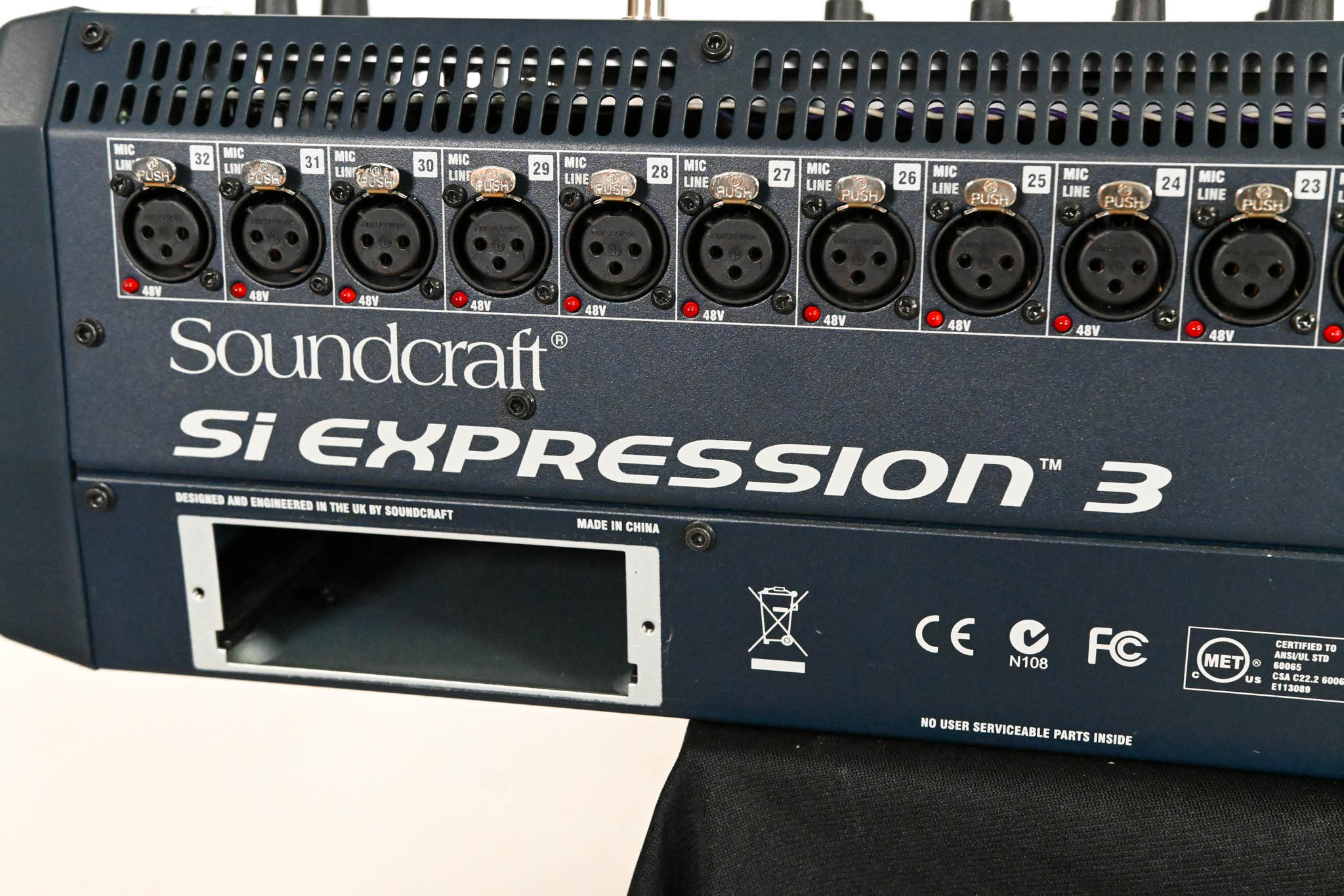 Soundcraft Si Expression 3 32-Channel Digital Mixer