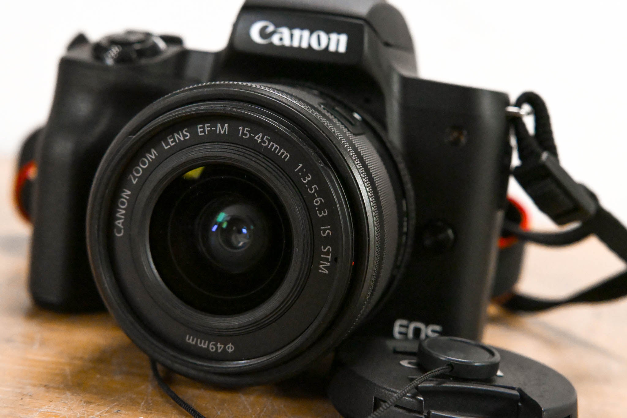 Canon EOS M50 Mirrorless Camera with EF-M 15-45mm f/3.5-6.3 IS STM Lens