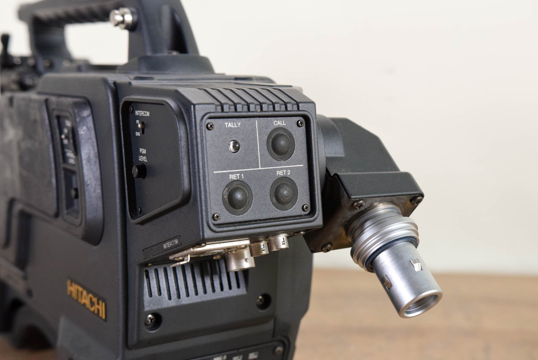 Hitachi Z-4000W CCD Camcorder with CX-Z3A Triax Adapter