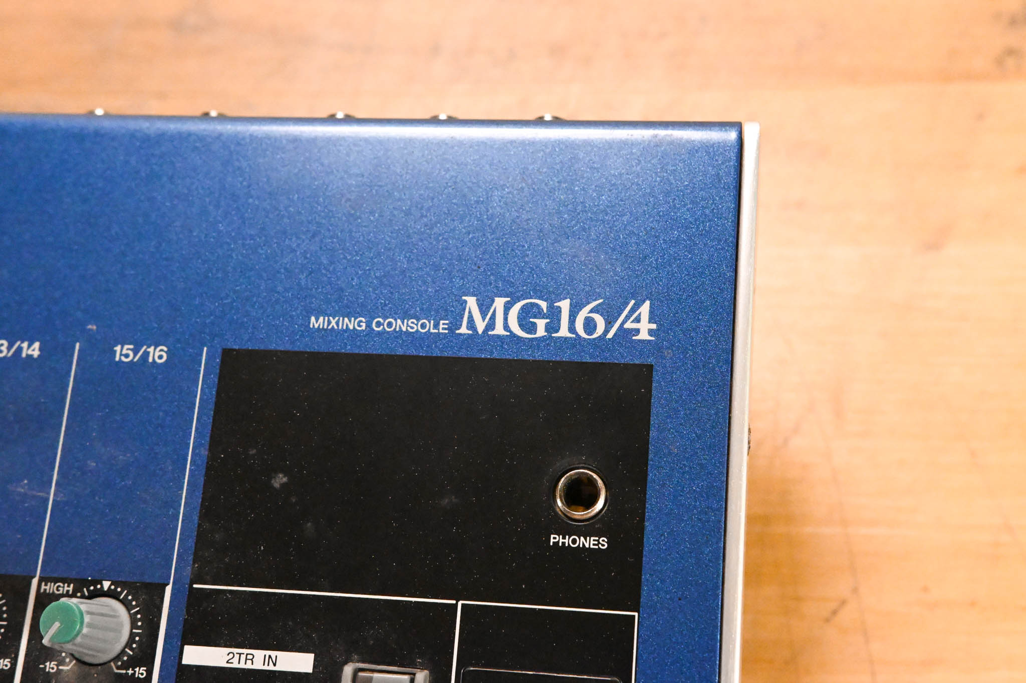 Yamaha MG16/4 16-Channel 4-Bus Analog Mixing Console (NO POWER SUPPLY)