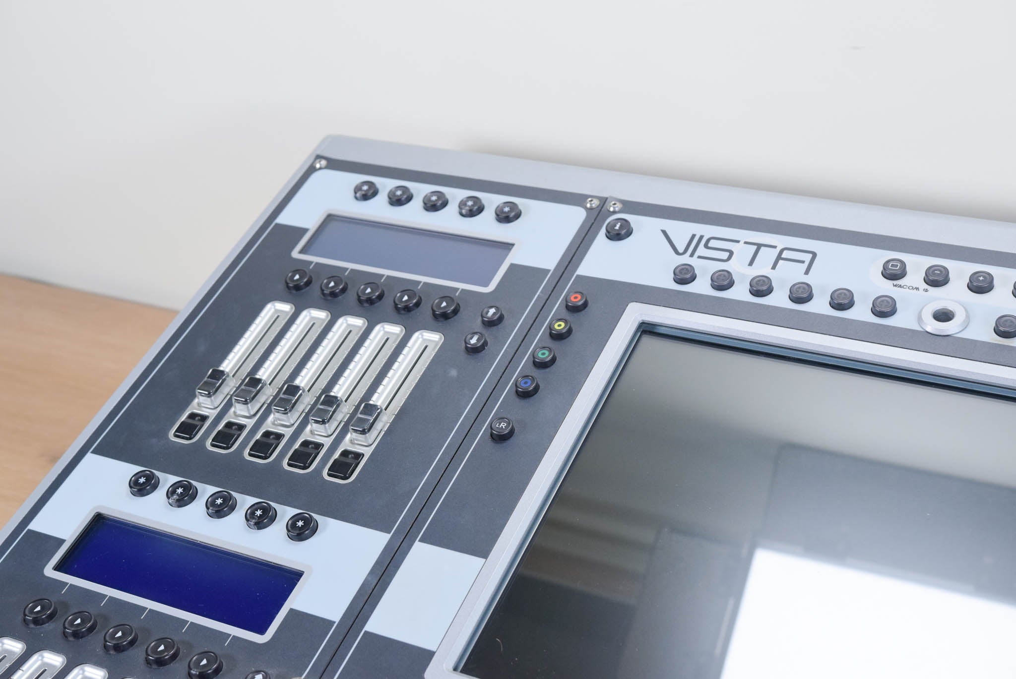 Jands Vista T2/T4 Digital Lighting Console
