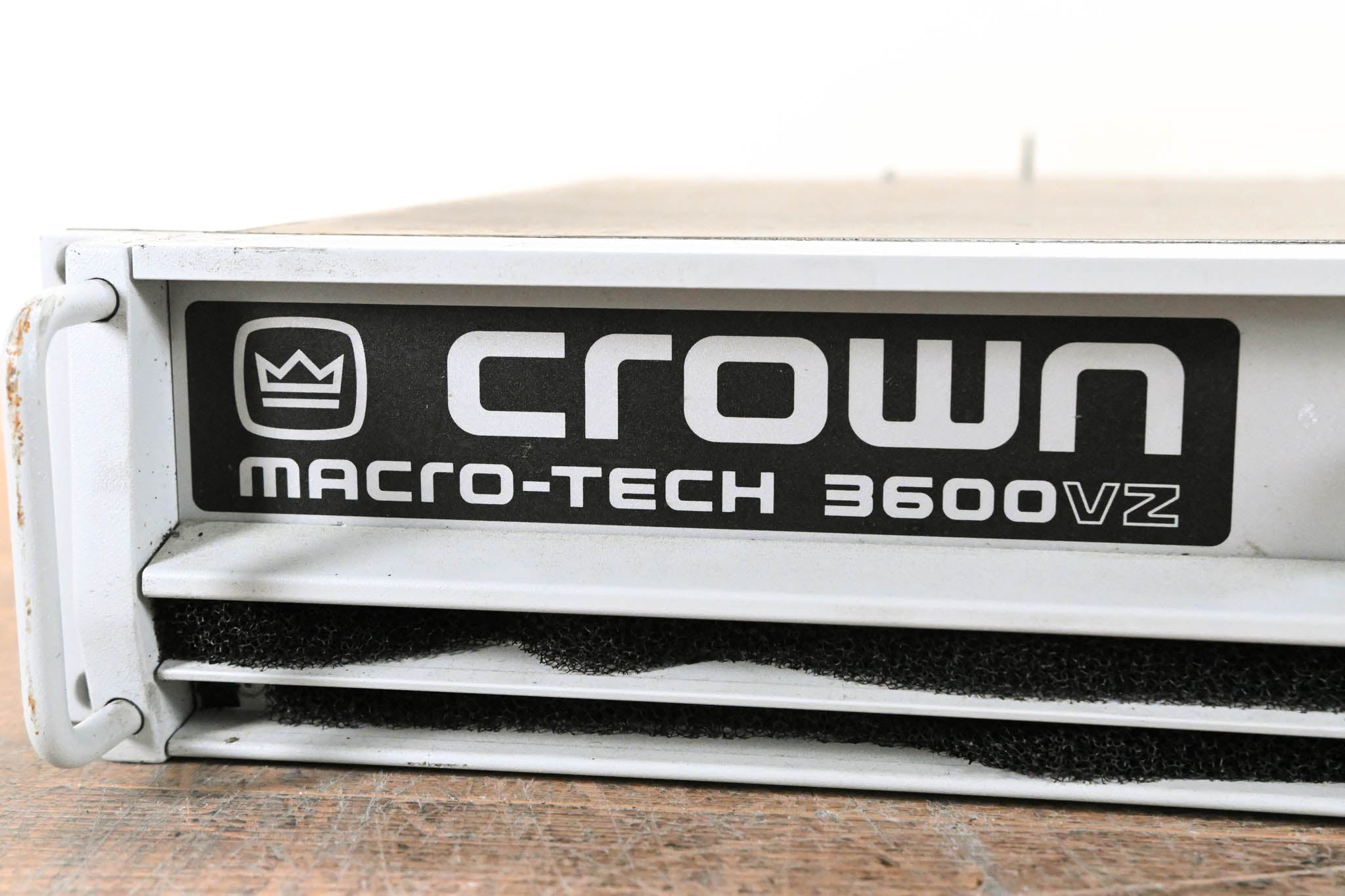 Crown Macro-Tech 3600VZ 2-Channel Power Amplifier