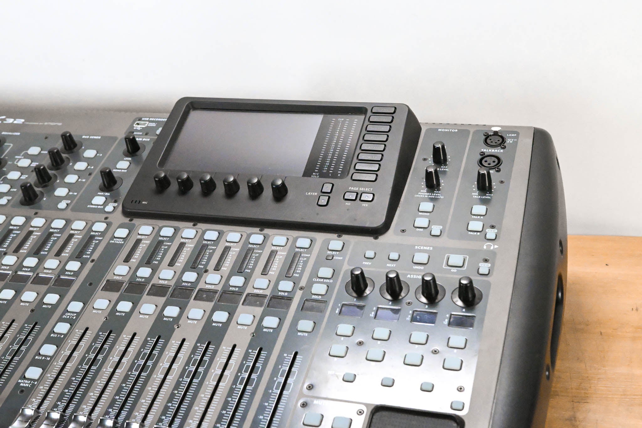 Behringer X32 40-Channel Digital Mixing Console