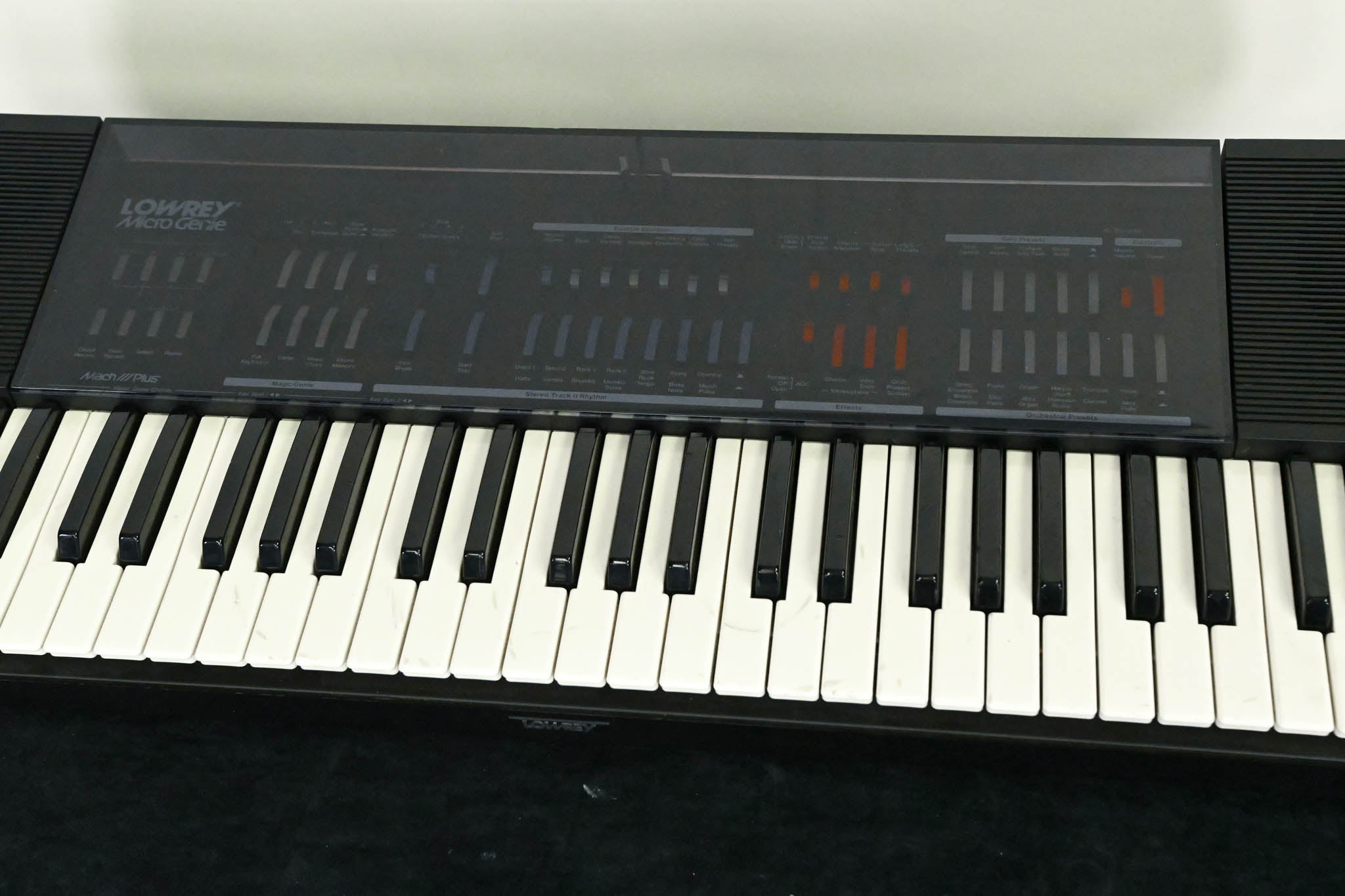 Lowrey V-120 Micro Genie 61-Key Portable Organ / Keyboard (NO PSU)