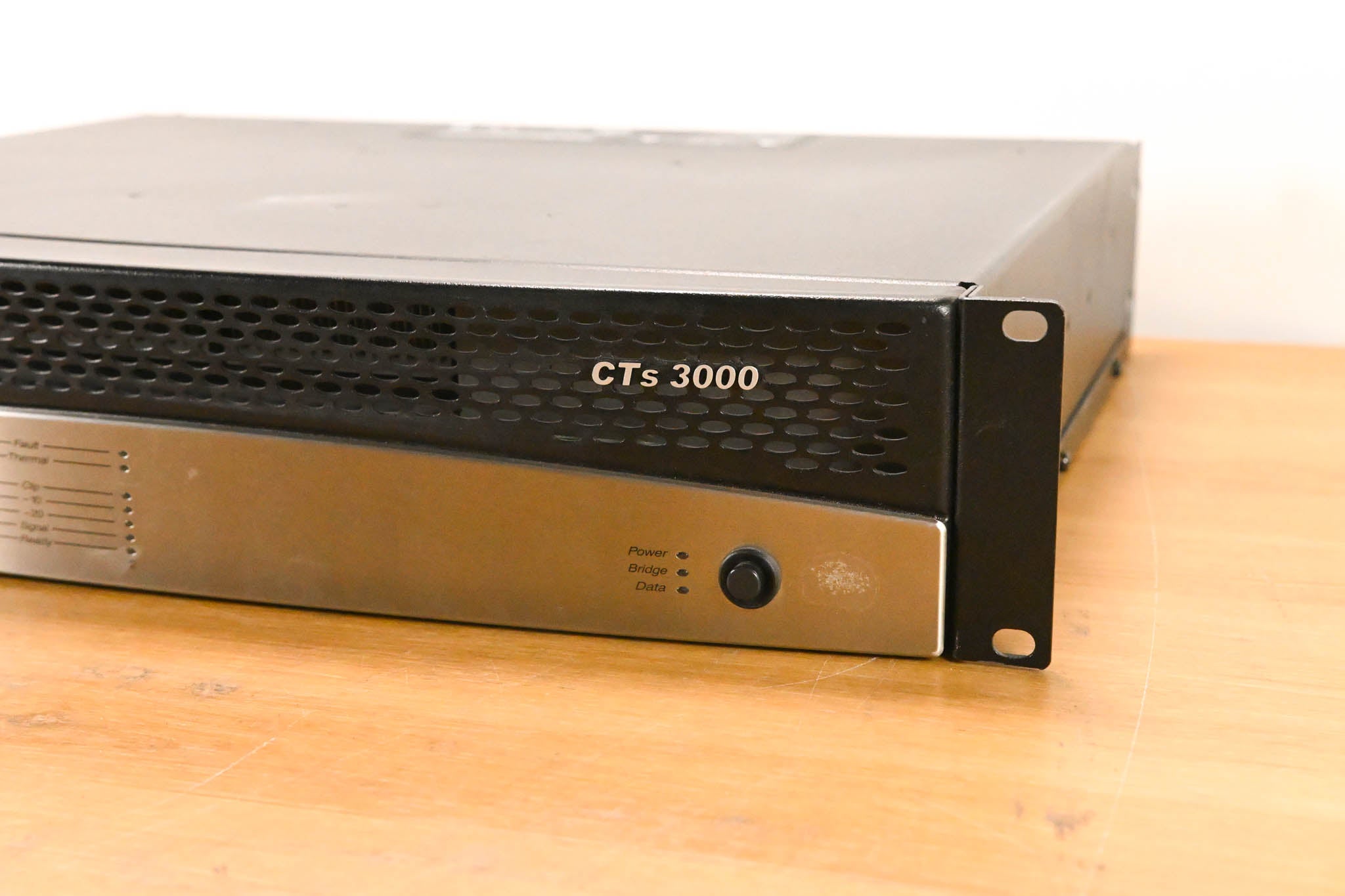Crown CTs 3000 Two-Channel 1500W Power Amplifier