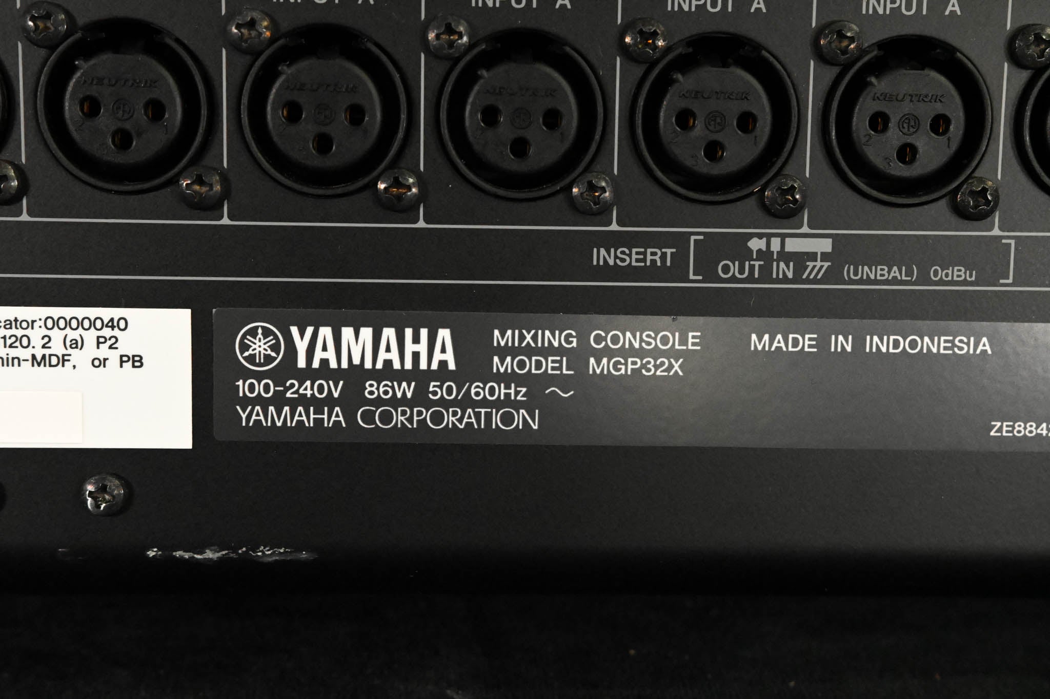 Yamaha MGP32X 32-Channel Mixer with USB and Effects