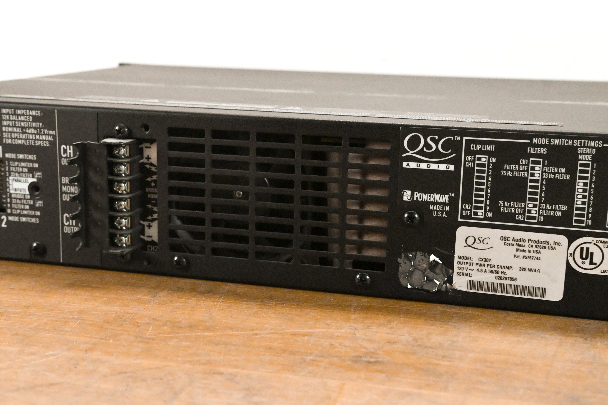 QSC CX302 2-Channel Power Amplifier
