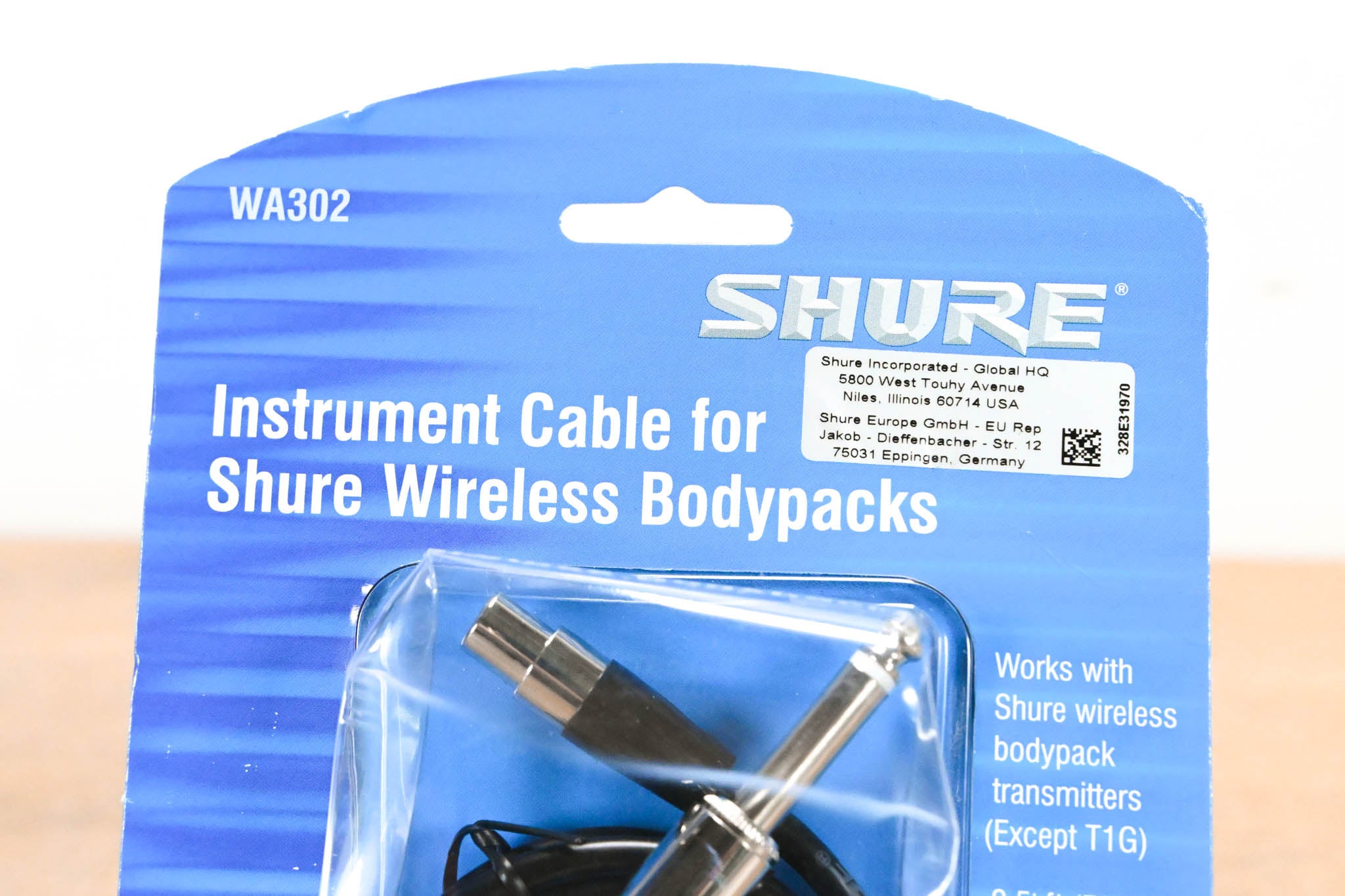 Shure WA302 TA4F to 1/4" Instrument Cable for Wireless Bodypacks - 2.5'