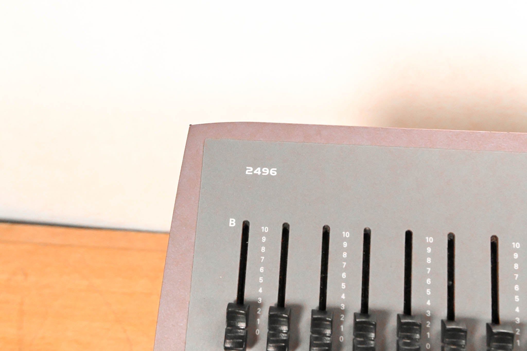 ETC SmartFade 2496 96-Channel Lighting Control Console (NO POWER SUPPLY)