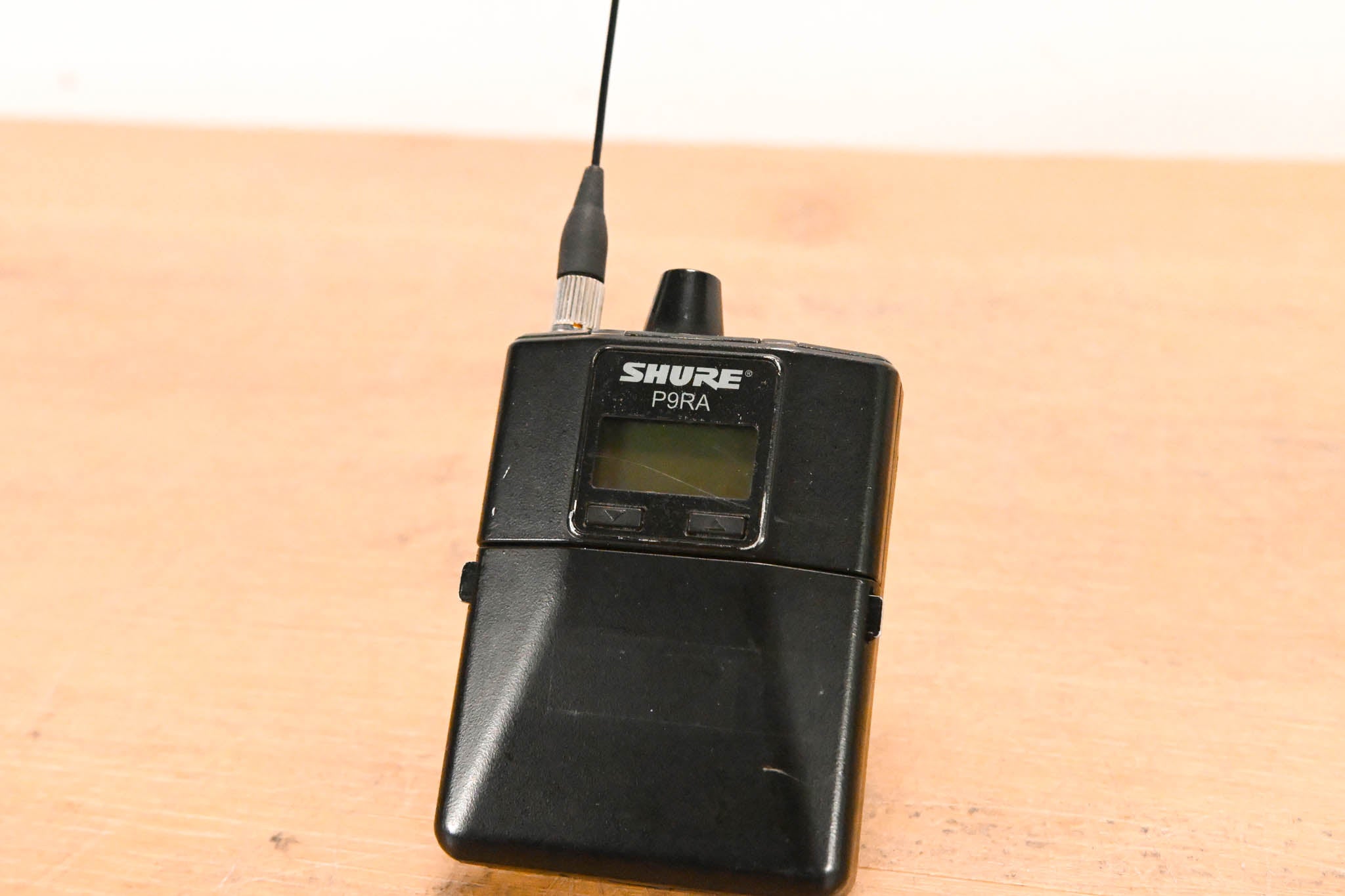 Shure P9RA-K1 Wireless Bodypack Receiver - K1 Band: 596-632 MHz