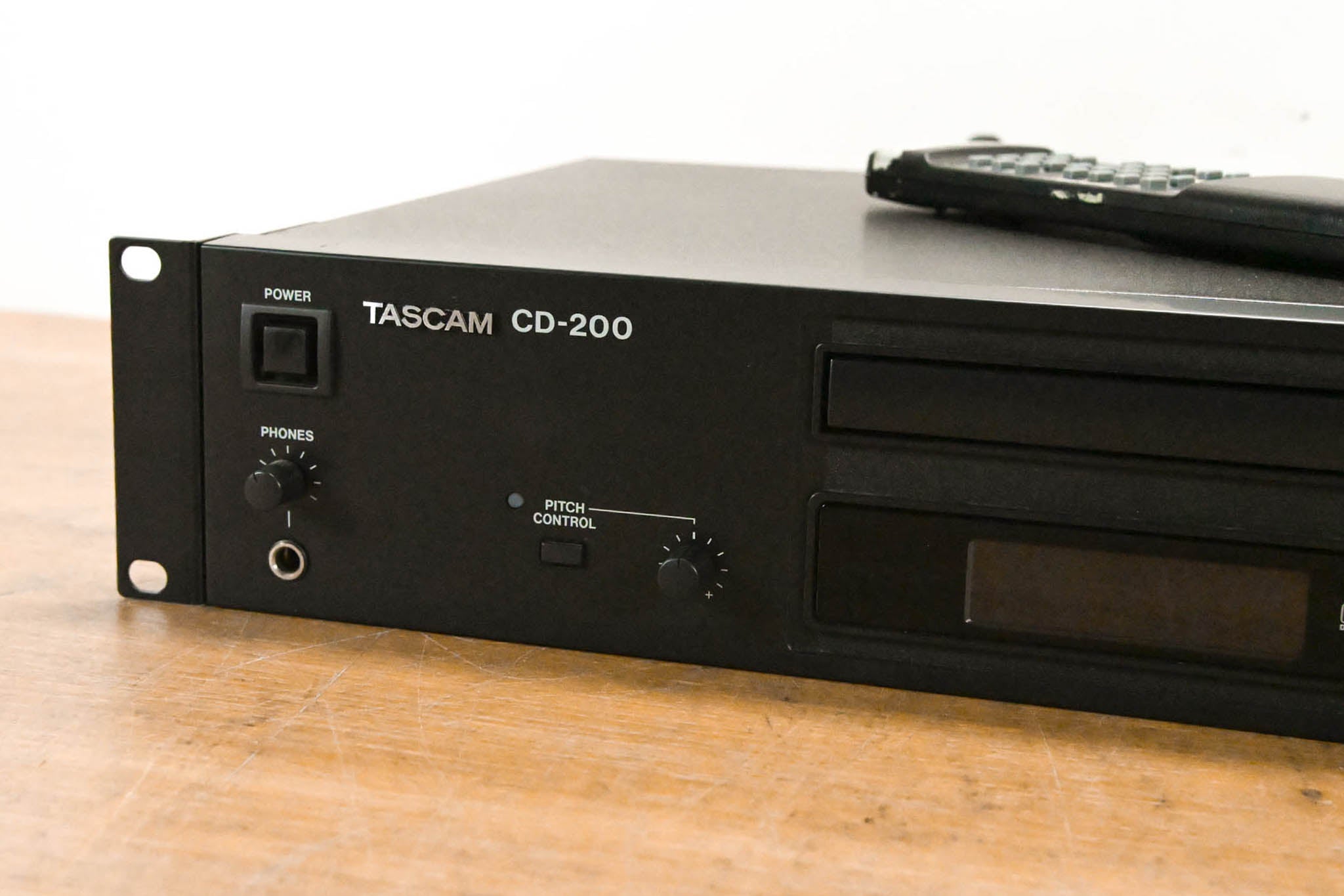 TASCAM CD-200 CD/MP3 Player