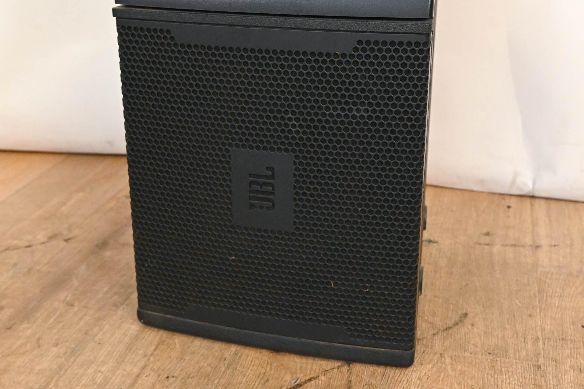 JBL VRX932LA-1 12" Two-Way Line Array Loudspeaker System