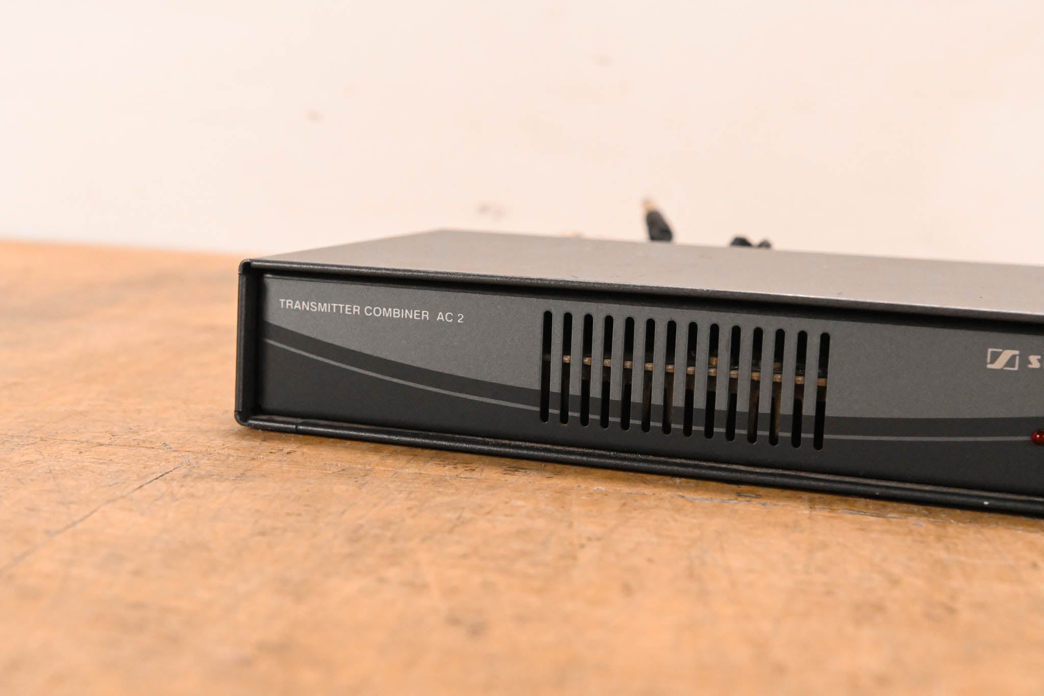 Sennheiser AC2 RF Combiner 500-870 MHz (NO POWER SUPPLY)