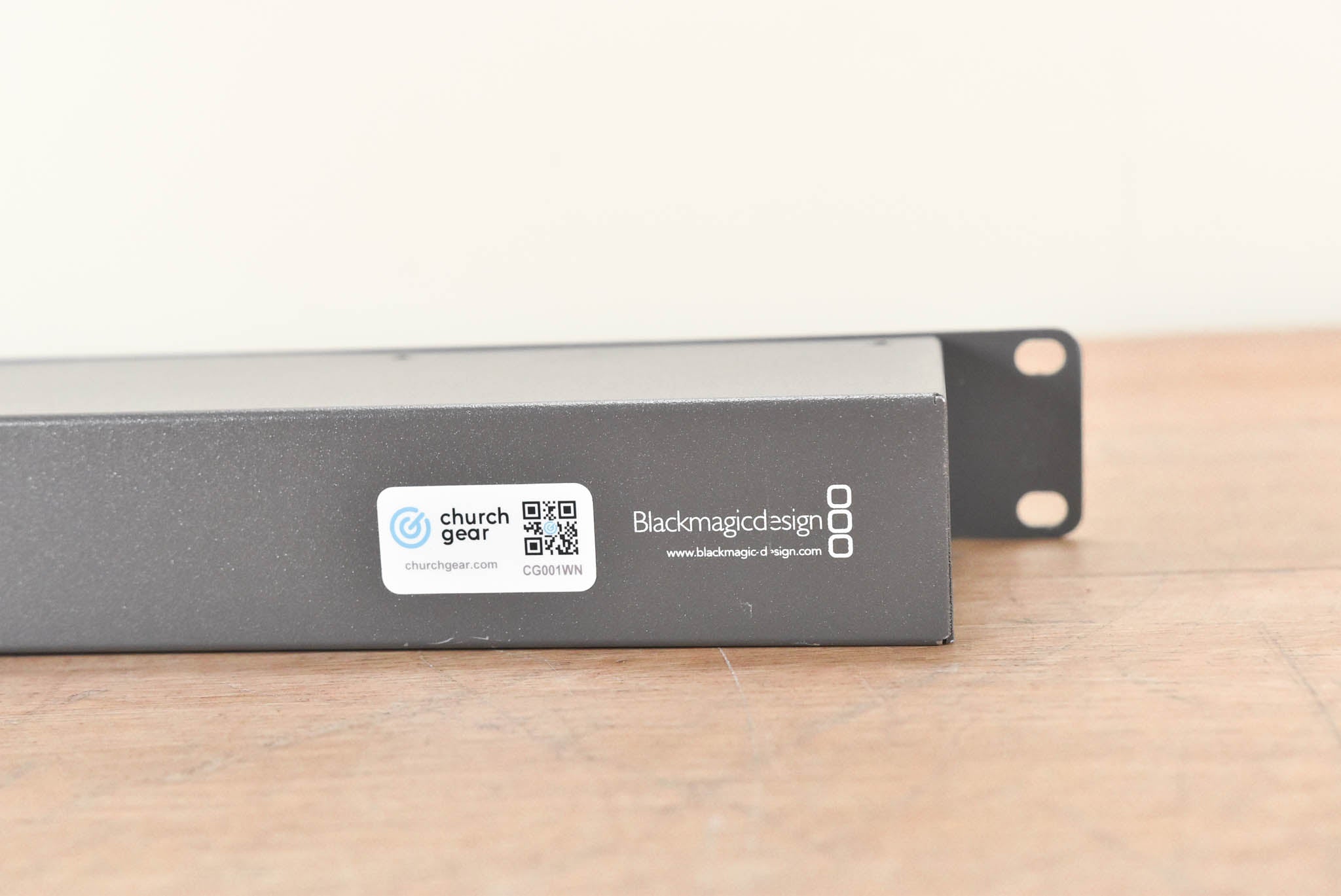 Blackmagic Design HyperDeck Studio (NO POWER SUPPLY) CG001WN Blackmagic Design HyperDeck Studio (NO POWER SUPPLY) CG001WN