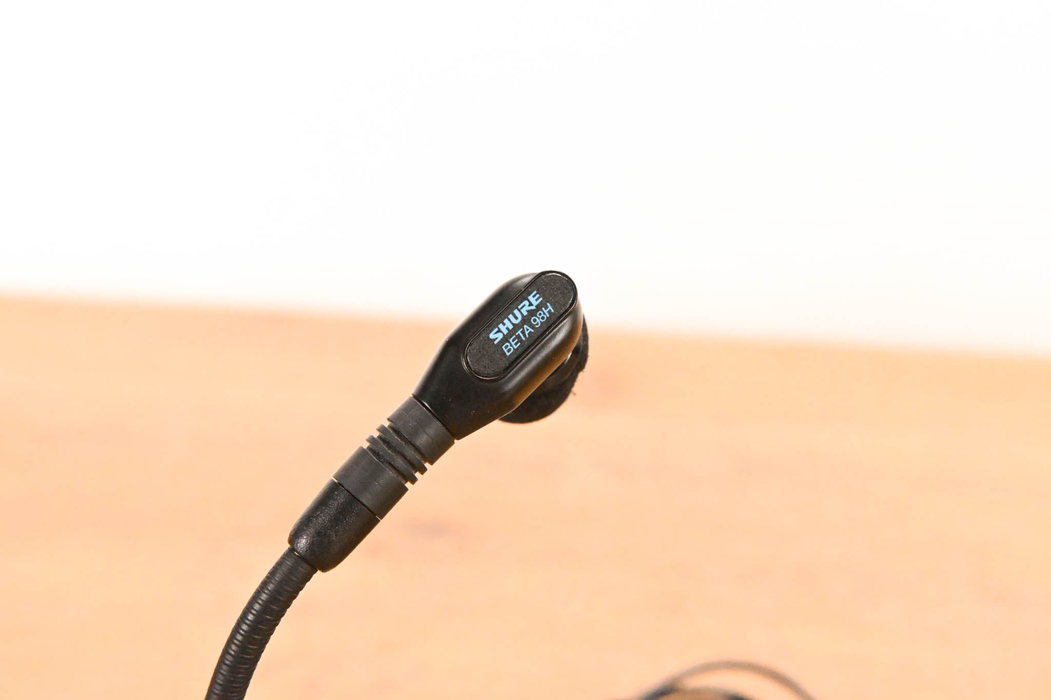 Shure Beta 98H/C Miniature Cardioid Condenser Instrument Microphone