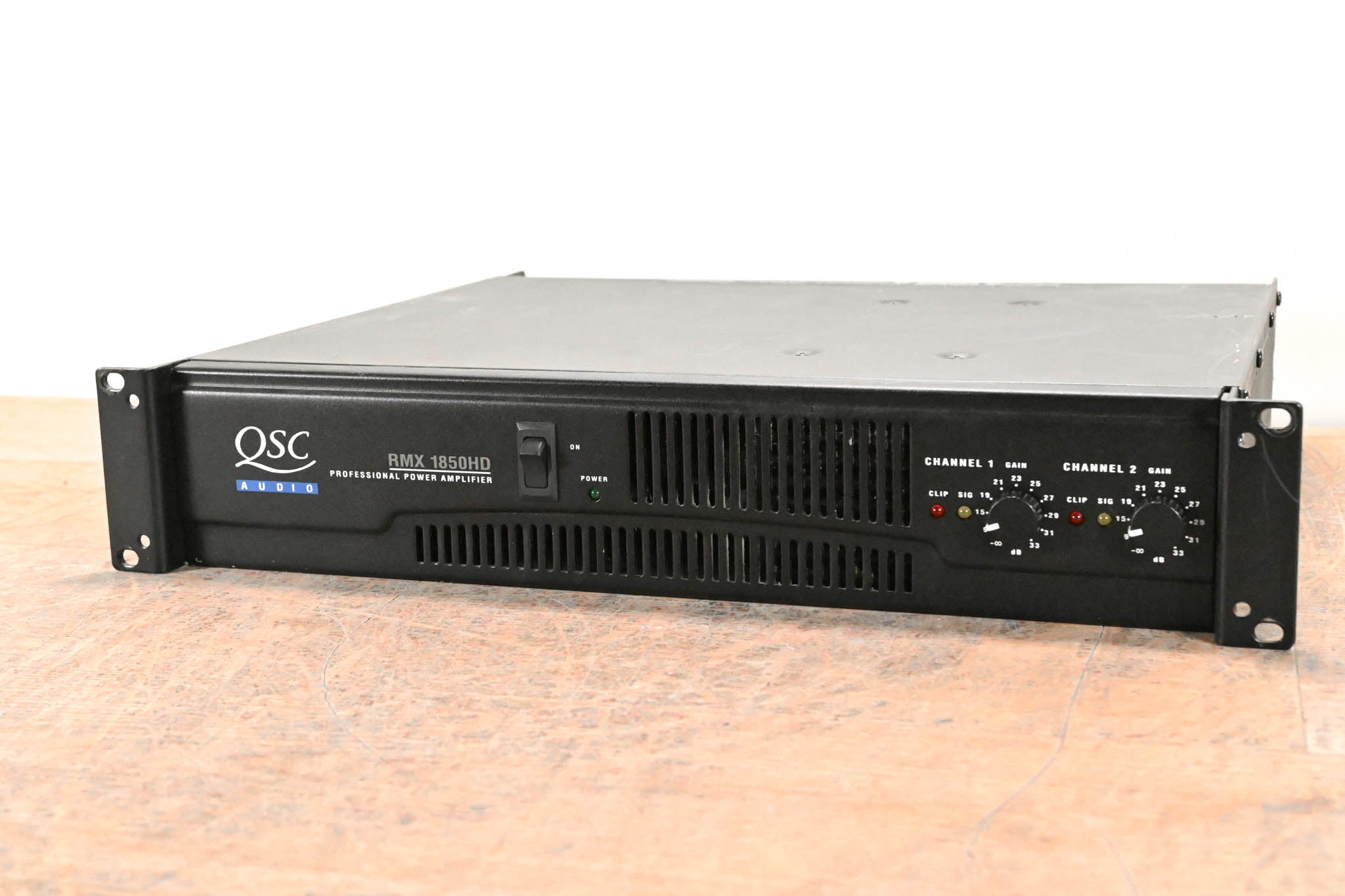 QSC RMX1850HD 2-Channel Power Amplifier