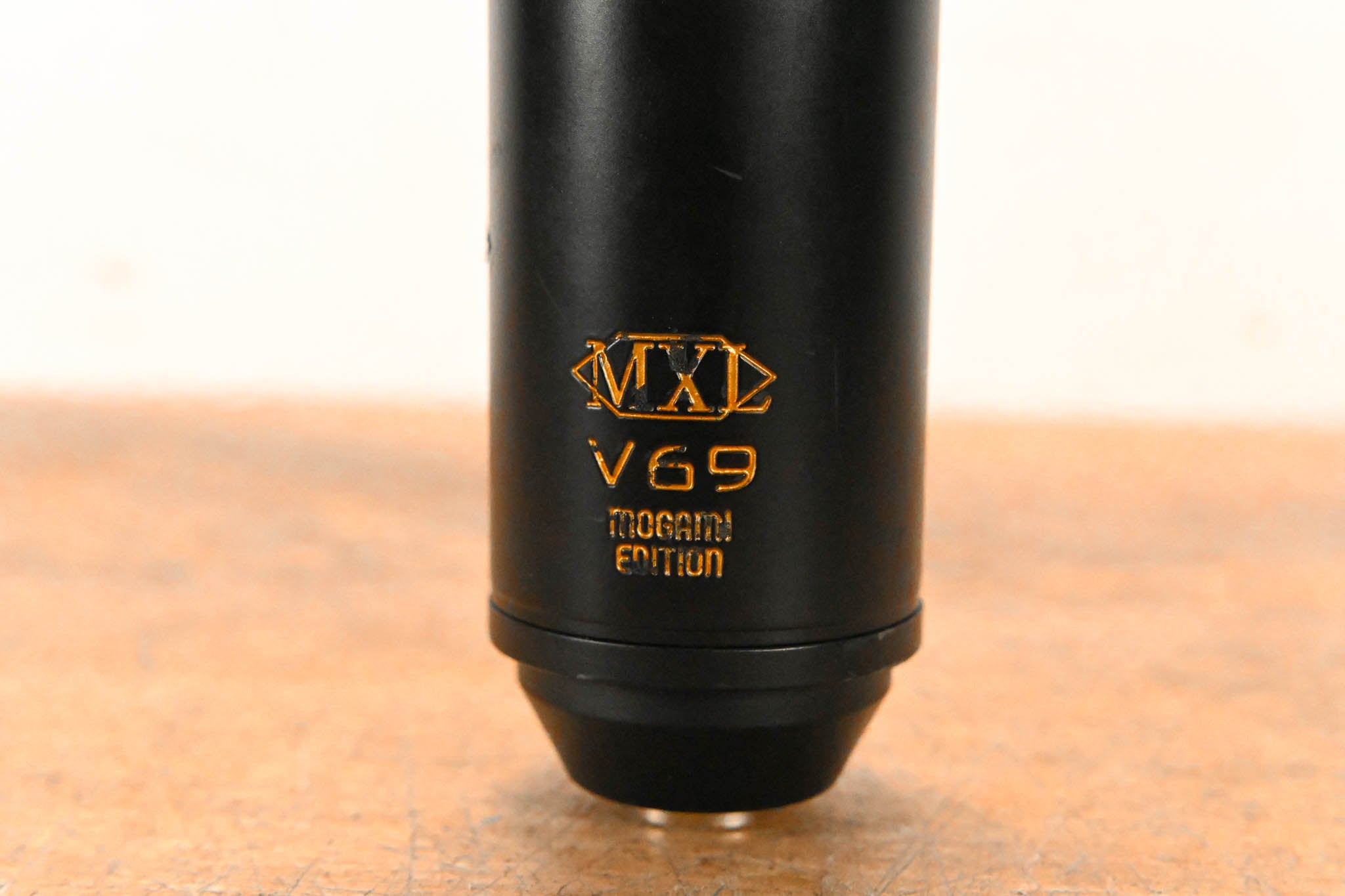 MXL V69M Mogami Edition Tube Condenser Microphone w/ PS-69 Power Supply