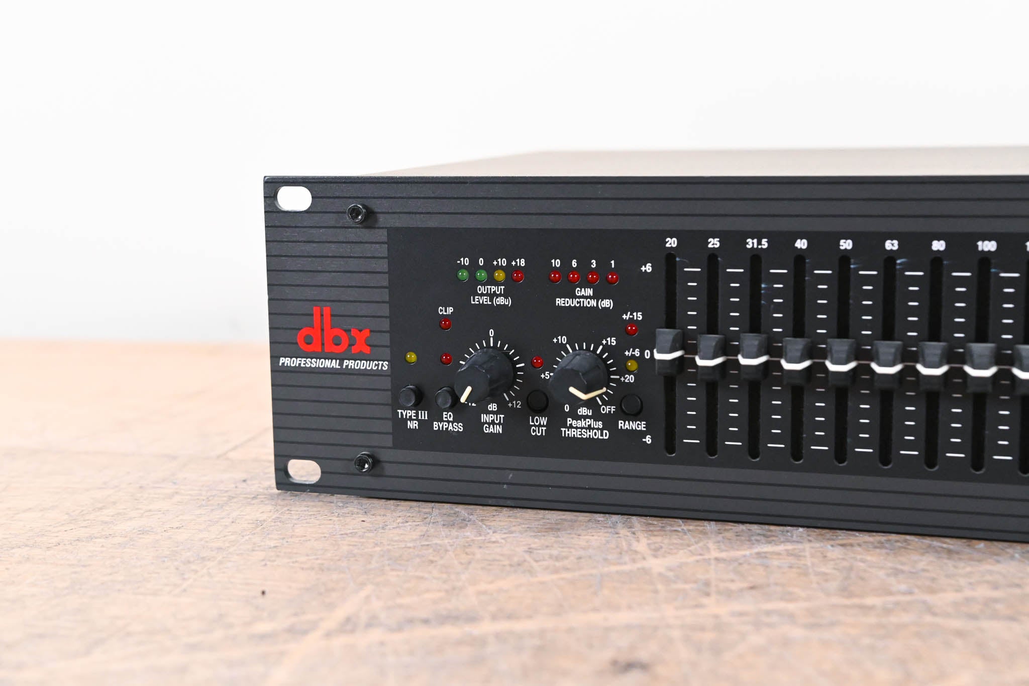 dbx 2031 Single-Channel 31-Band Graphic Equalizer/Limiter