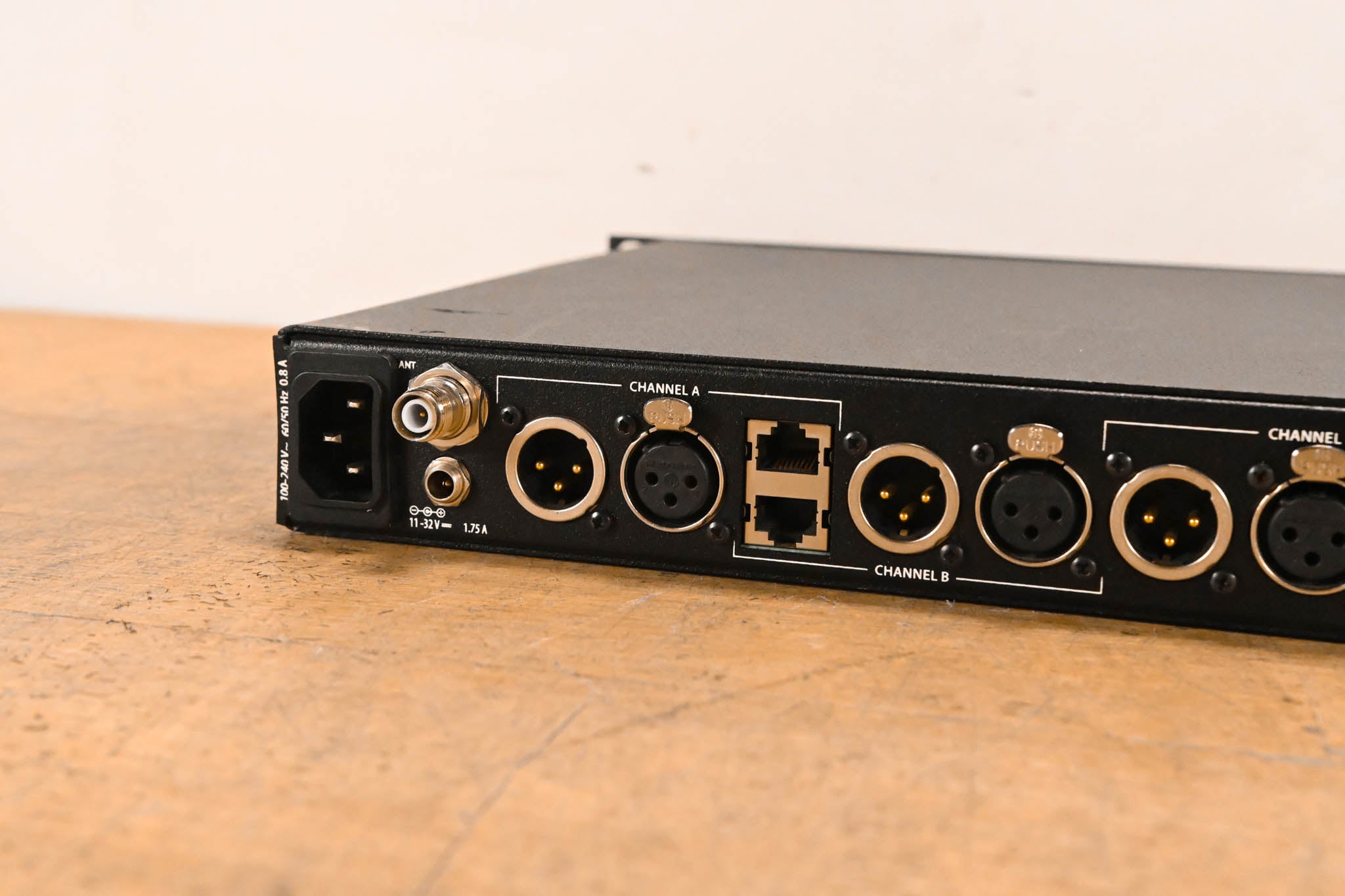 Clear-Com TMB44524INCC Tempest 2400 Wireless Intercom Base Station