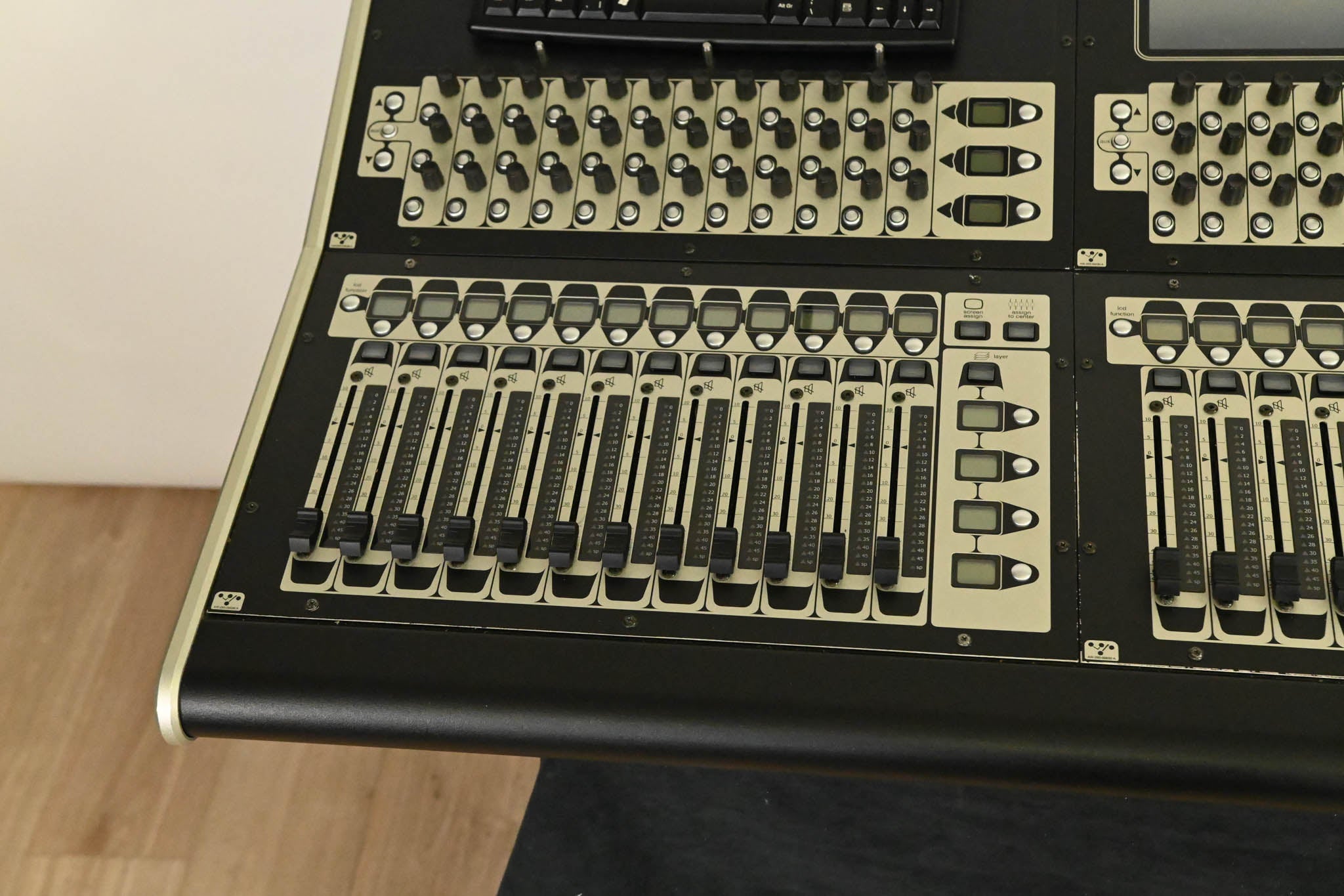 DiGiCo SD8 120-Channel Digital Mixing Console